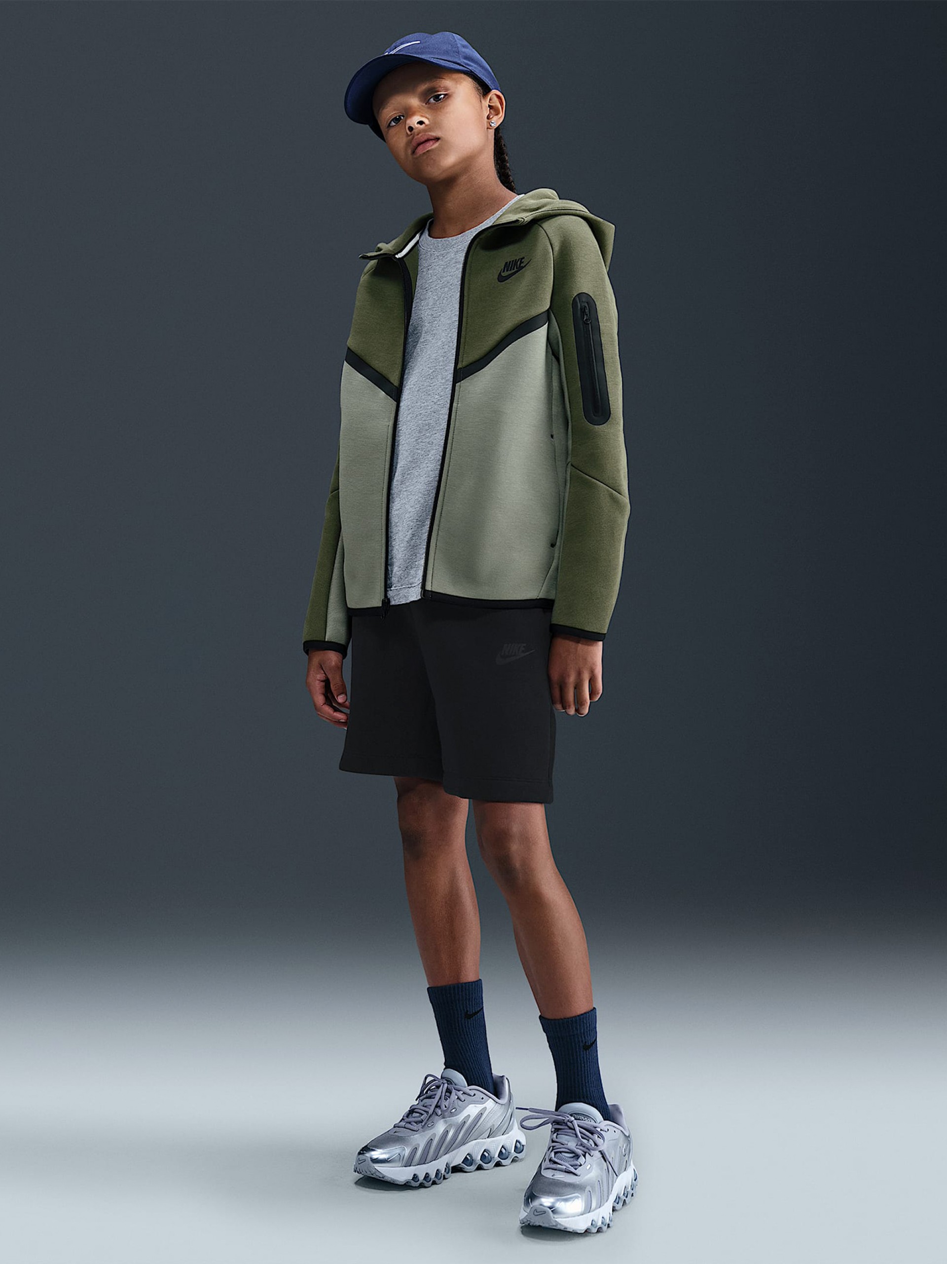 Nike Sportswear Tech Fleece Junior Green Hooded Jacket