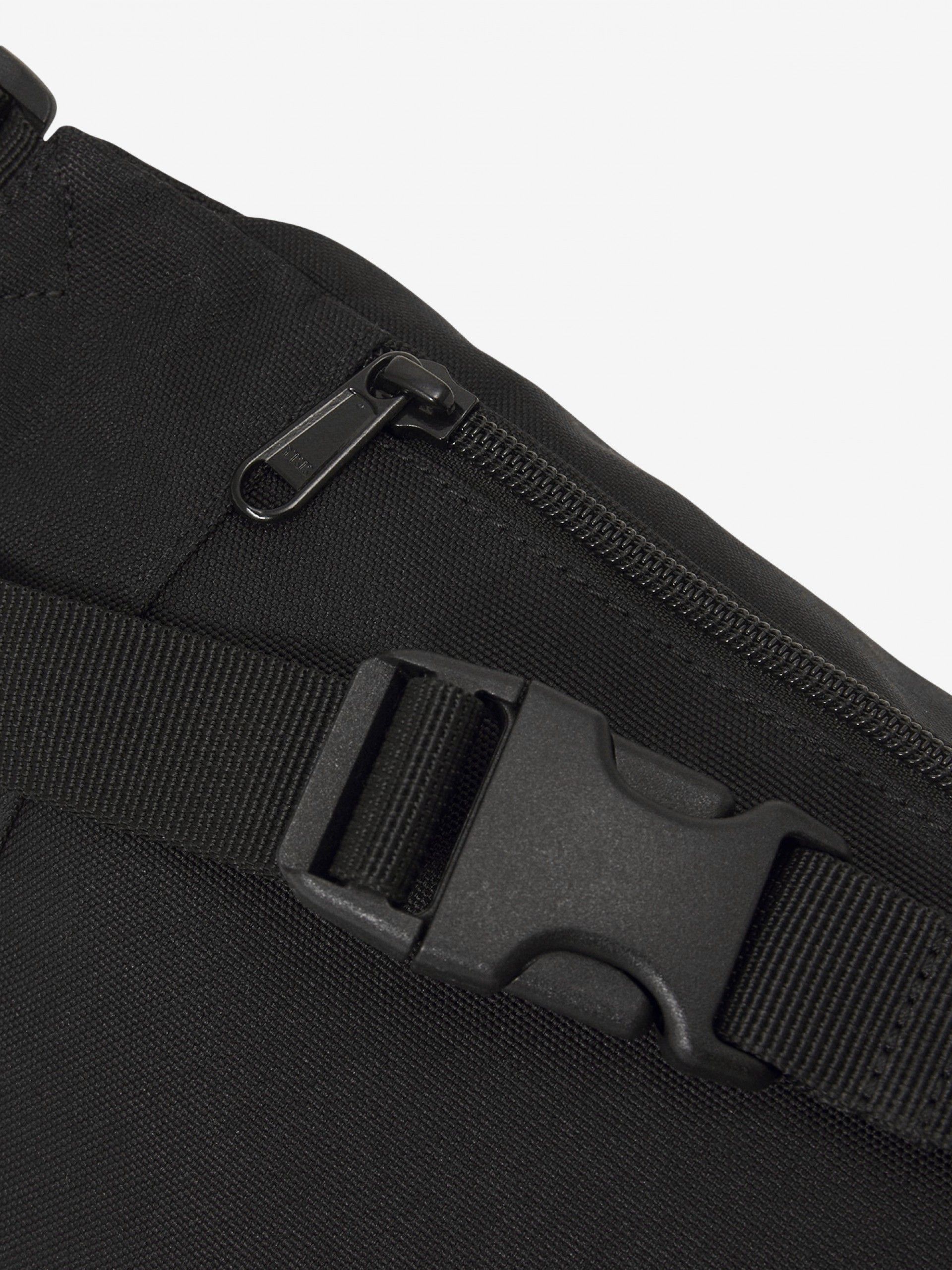 Bolso Riñonera Carhartt WIP Jake Negro