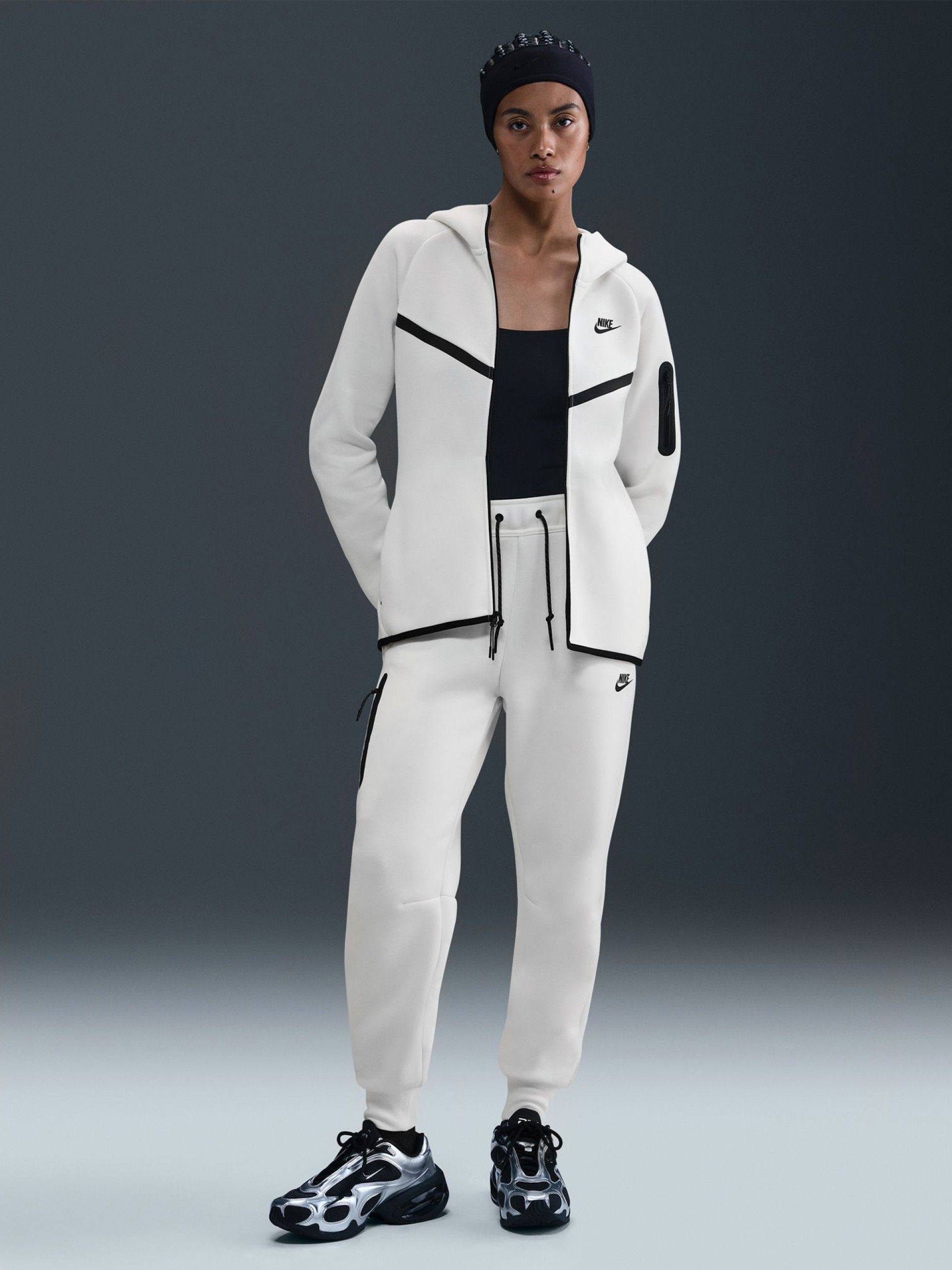 Chaqueta con Capucha Nike Sportswear Tech Fleece Windrunner Blanca Para Mujer