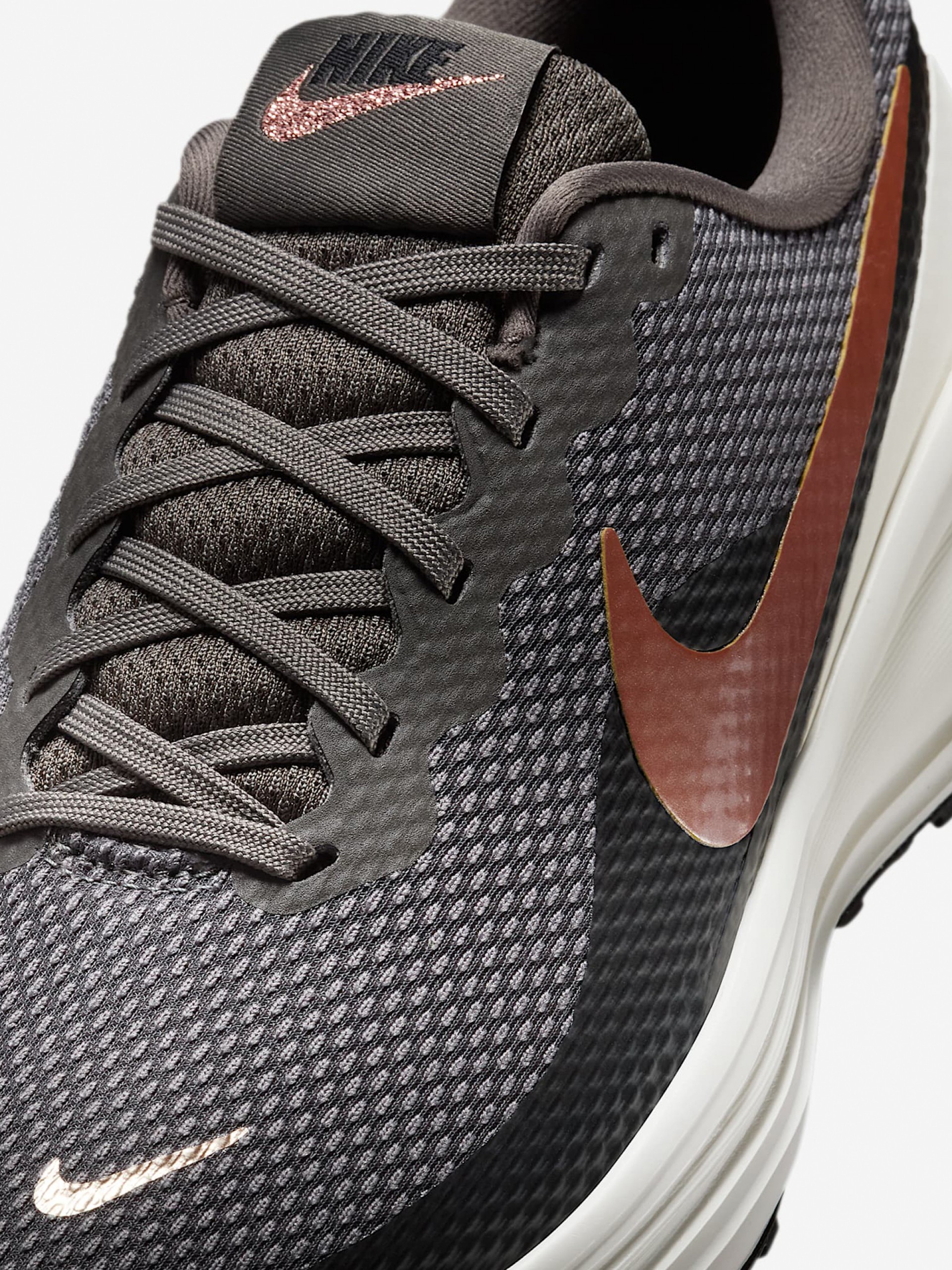 Zapatillas de Running Nike Revolution 8 Grises Para Mujer