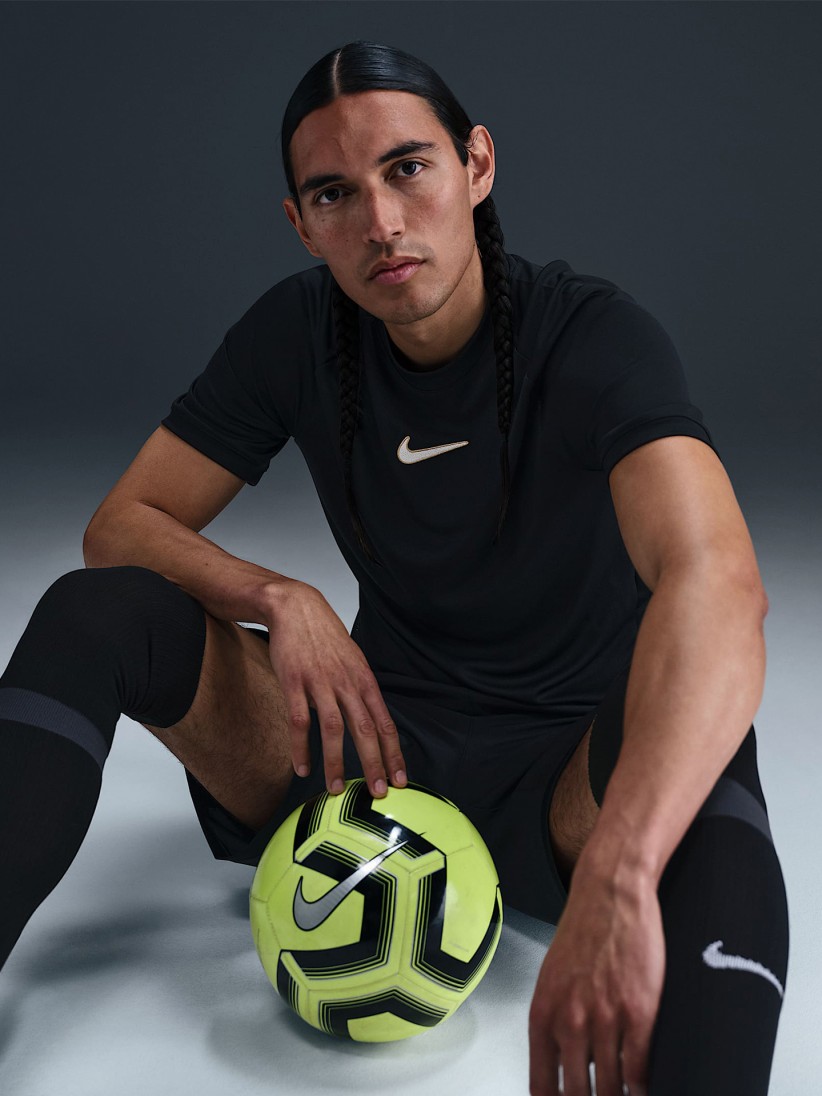 T-shirt de Futebol Nike Academy Dri-FIT Preta Para Homem