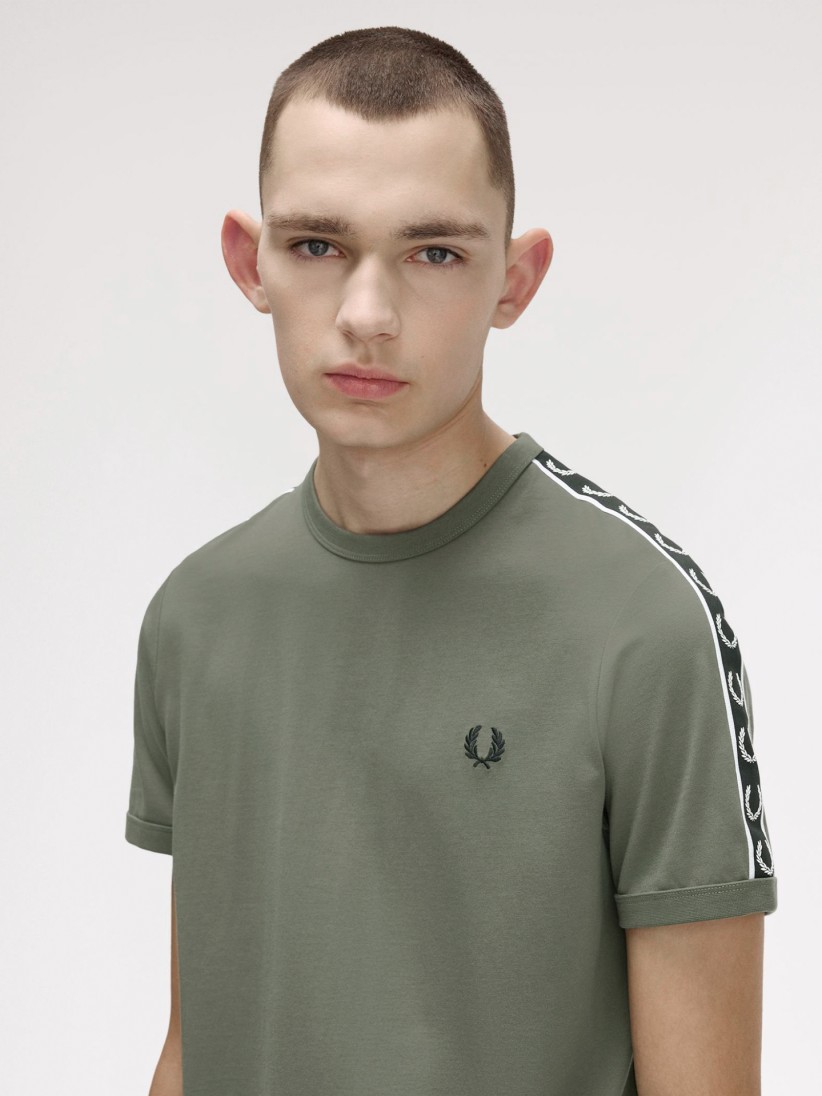 T-shirt Fred Perry Contrast Tape Ringer Verde e Preta
