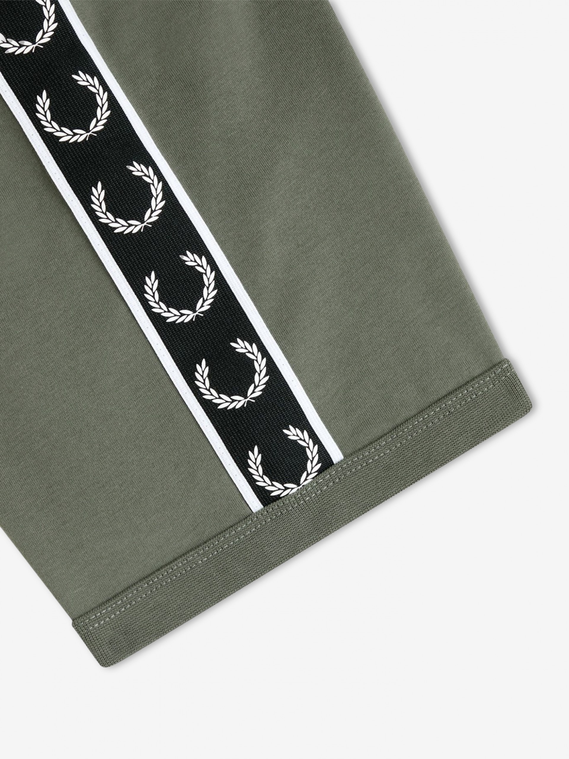 T-shirt Fred Perry Contrast Tape Ringer Verde e Preta