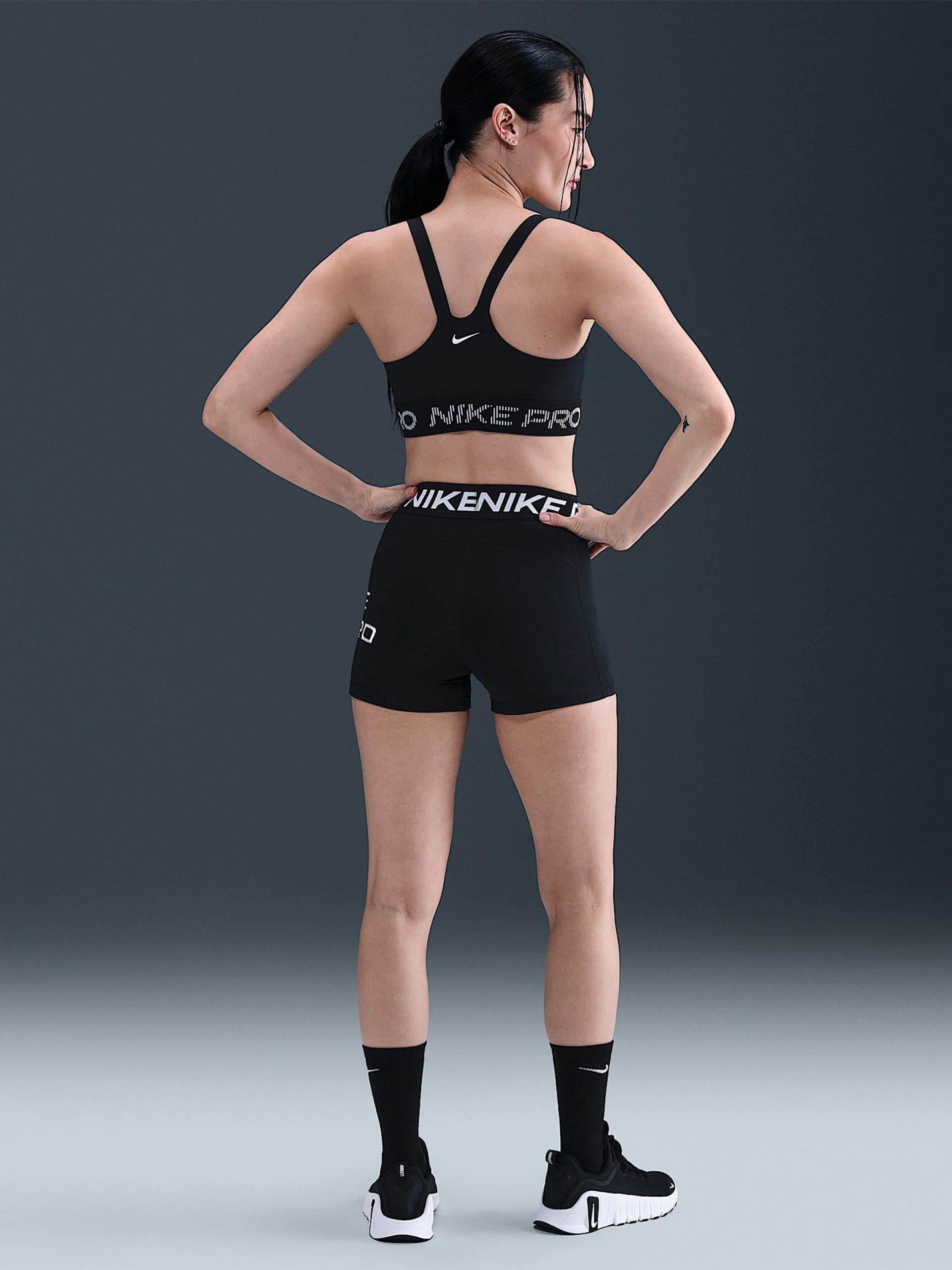 Sujetador Deportivo Nike Pro Sujeción Ligera Negro