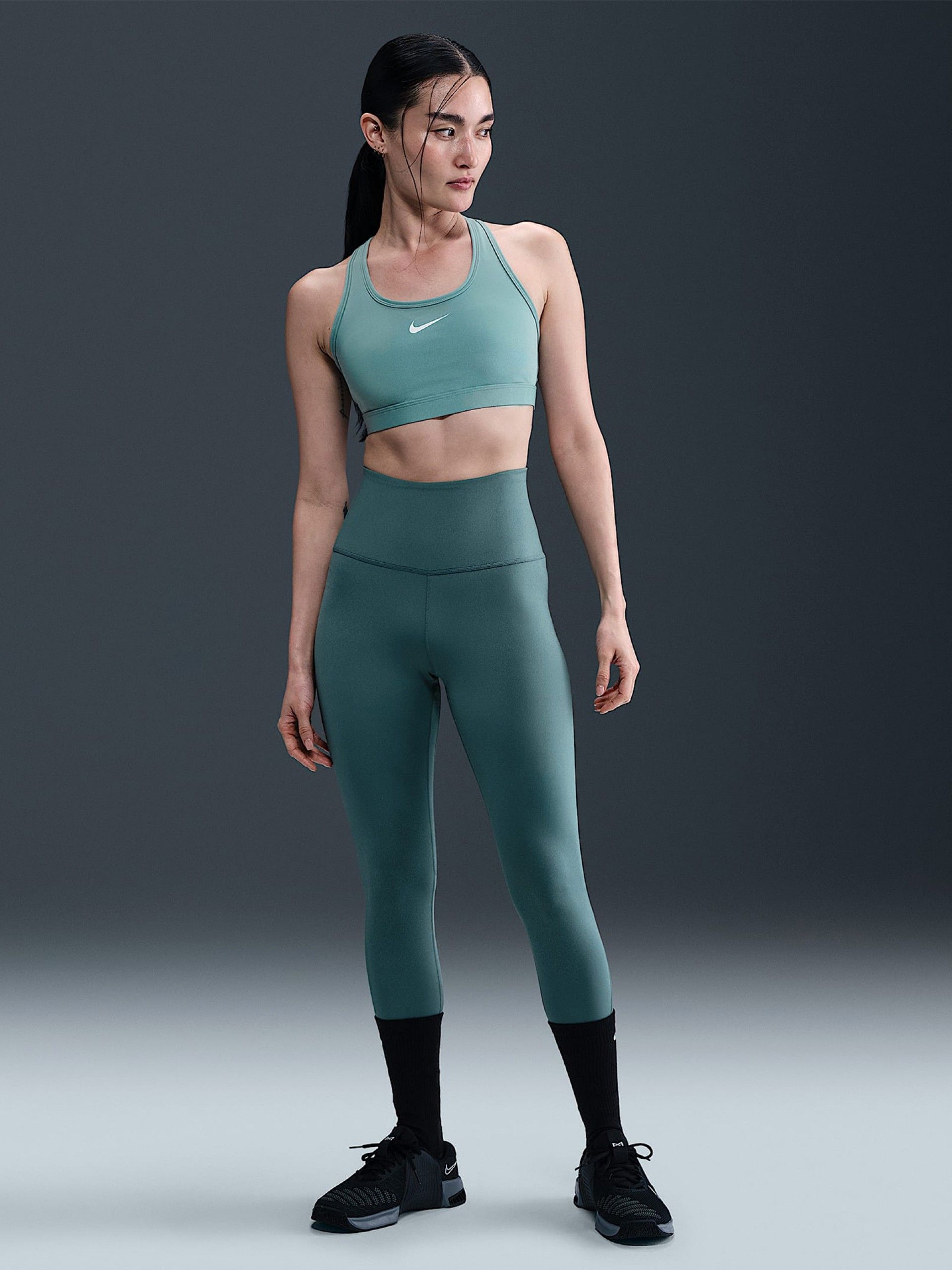 Sujetador Deportivo Nike Swoosh Sujeción Ligera Verde