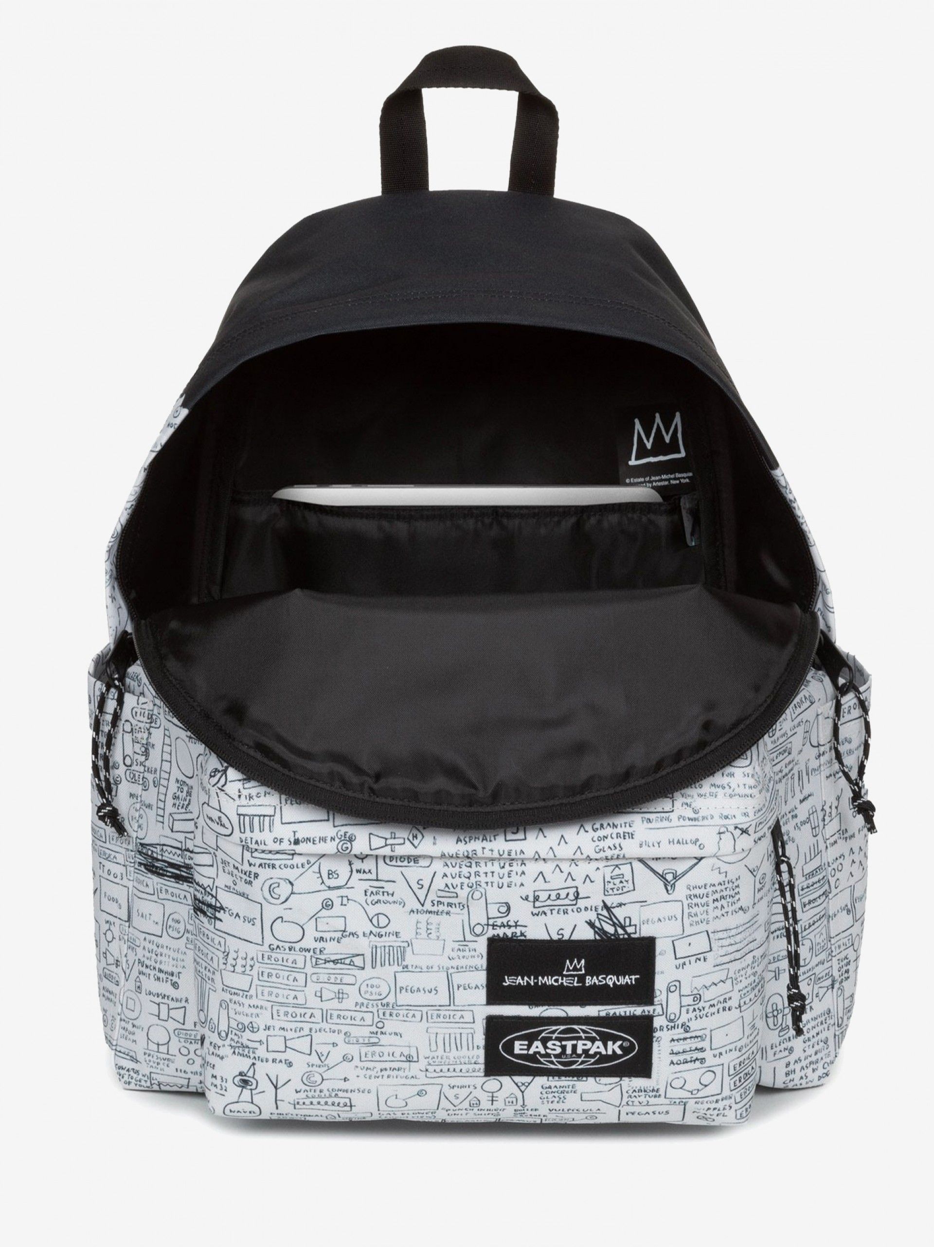Mochila Escolar Eastpak Day Pak'R Basquiat Pegasus Preta e Branca