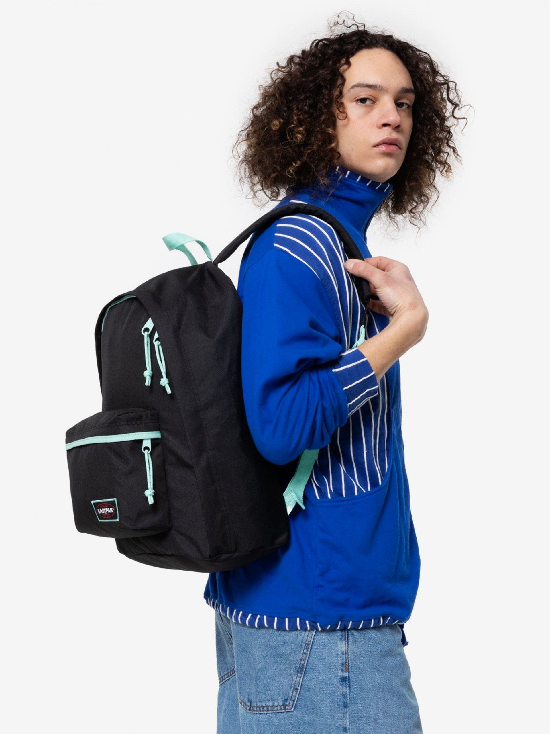 Mochila Escolar Eastpak Out Of Office Preta e Verde