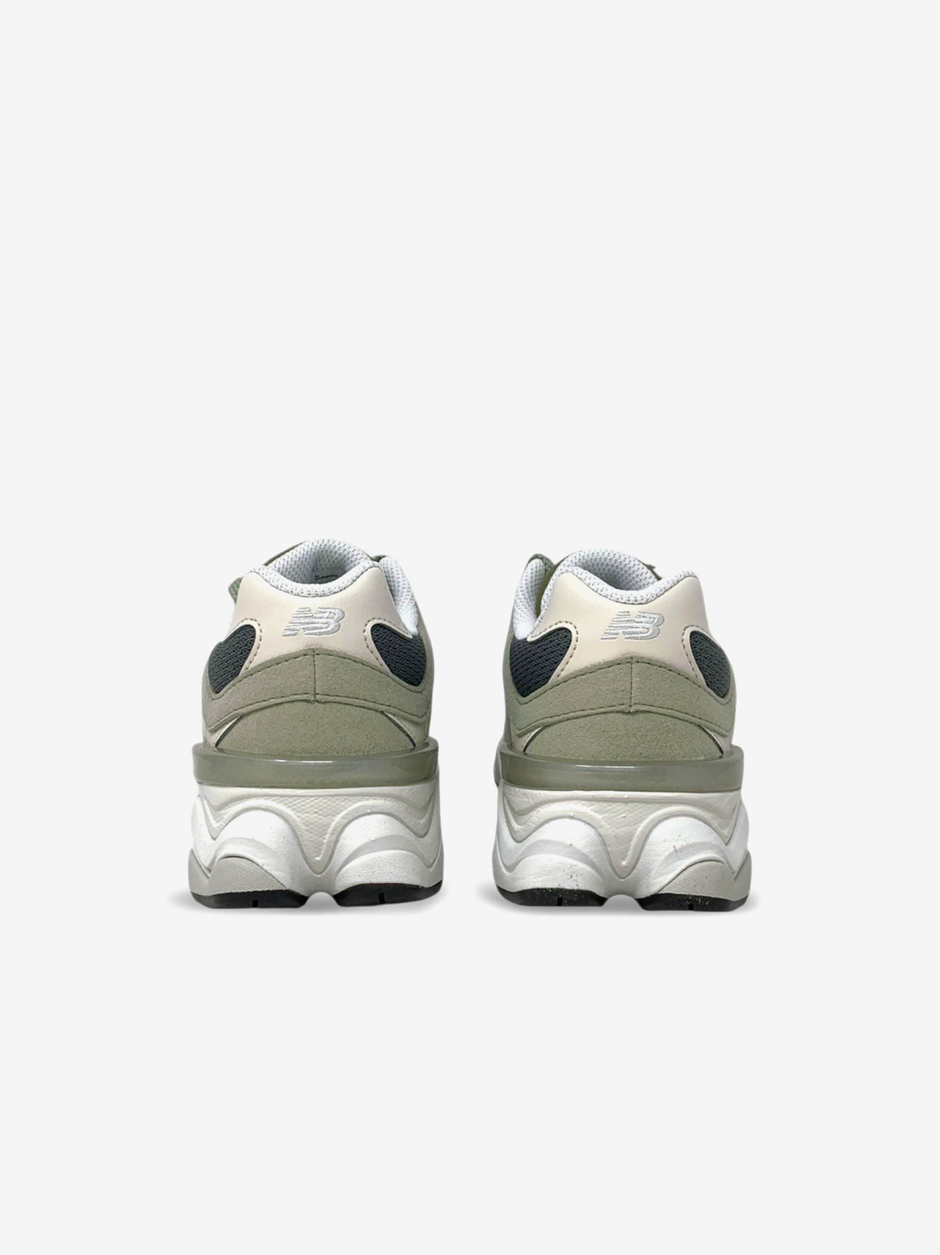 Zapatillas New Balance GC9060 V1 Verdes y Grises