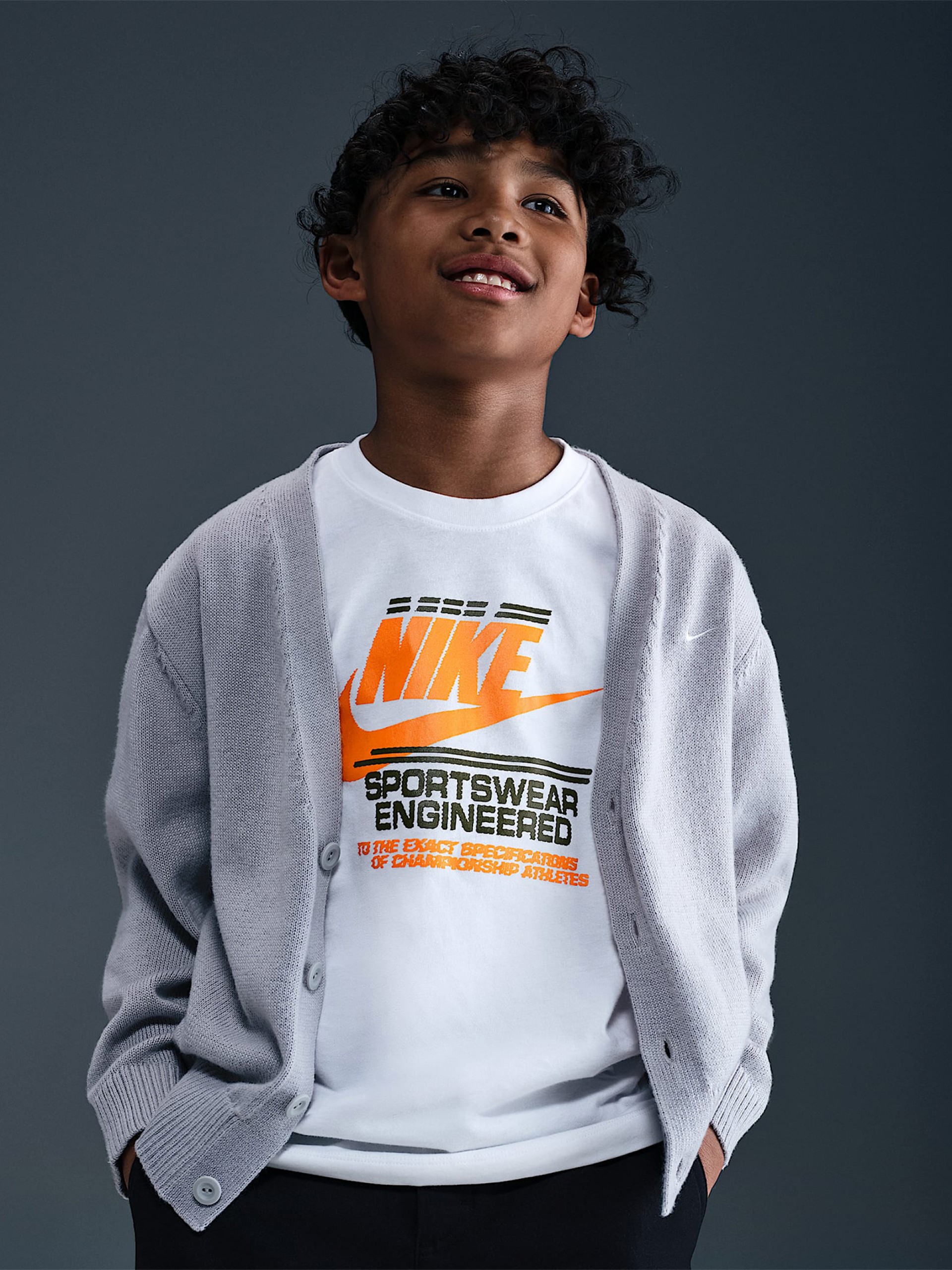 T-shirt Nike Sportswear Futura Júnior Branca
