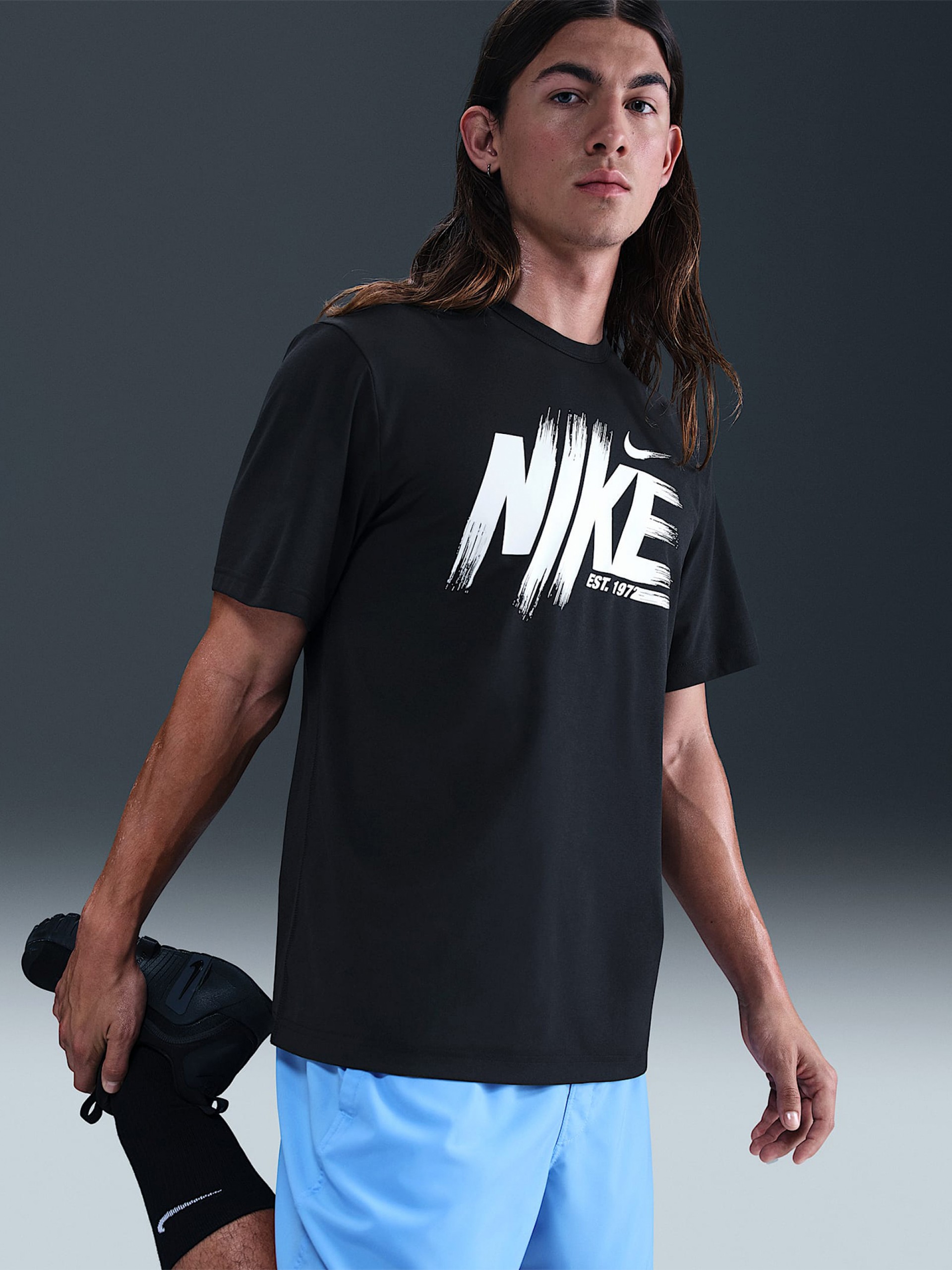 T-shirt de Treino Nike Hyverse Dri-FIT UV Preta Para Homem