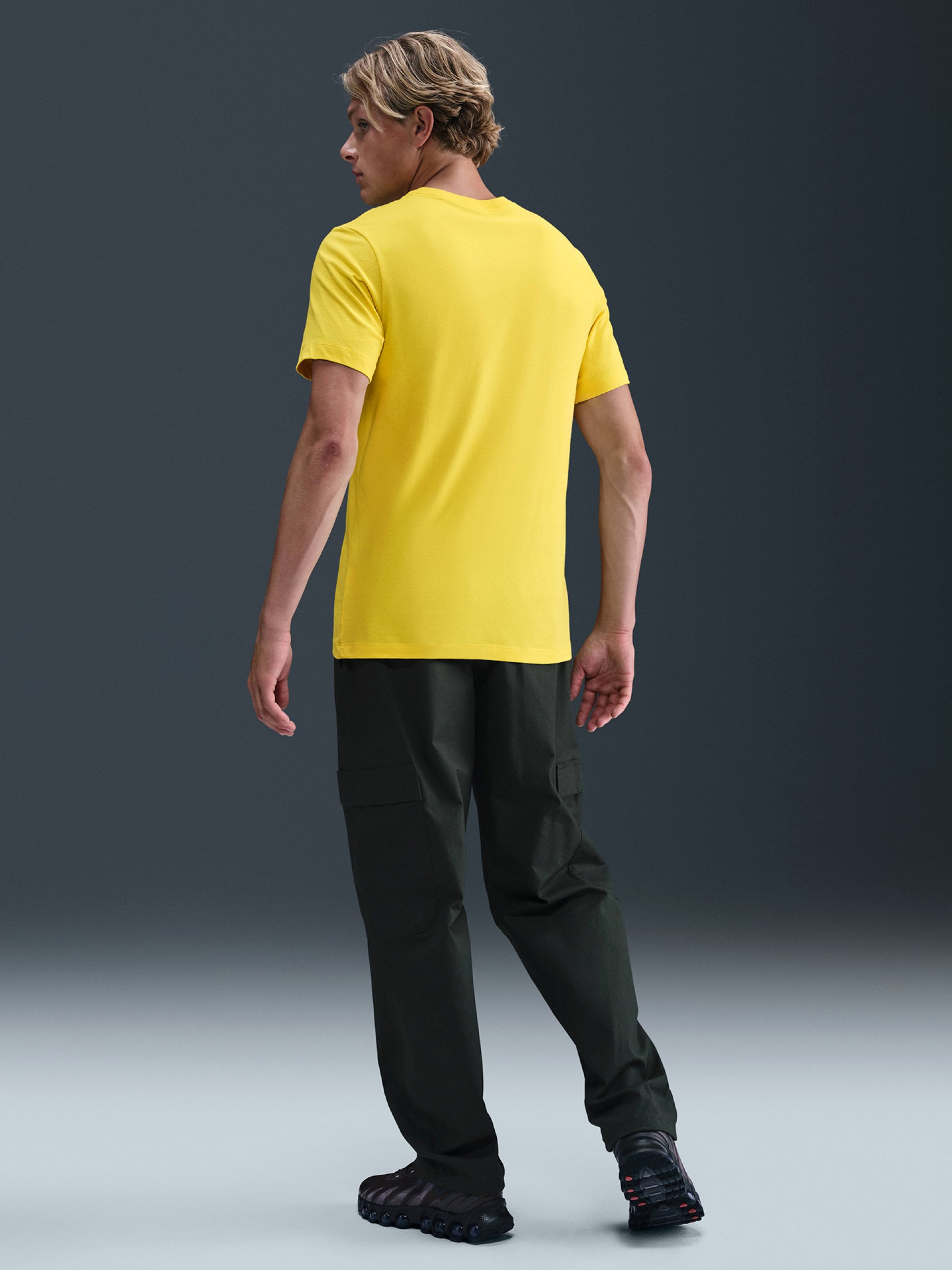 T-shirt Nike Just Do It Amarela Para Homem