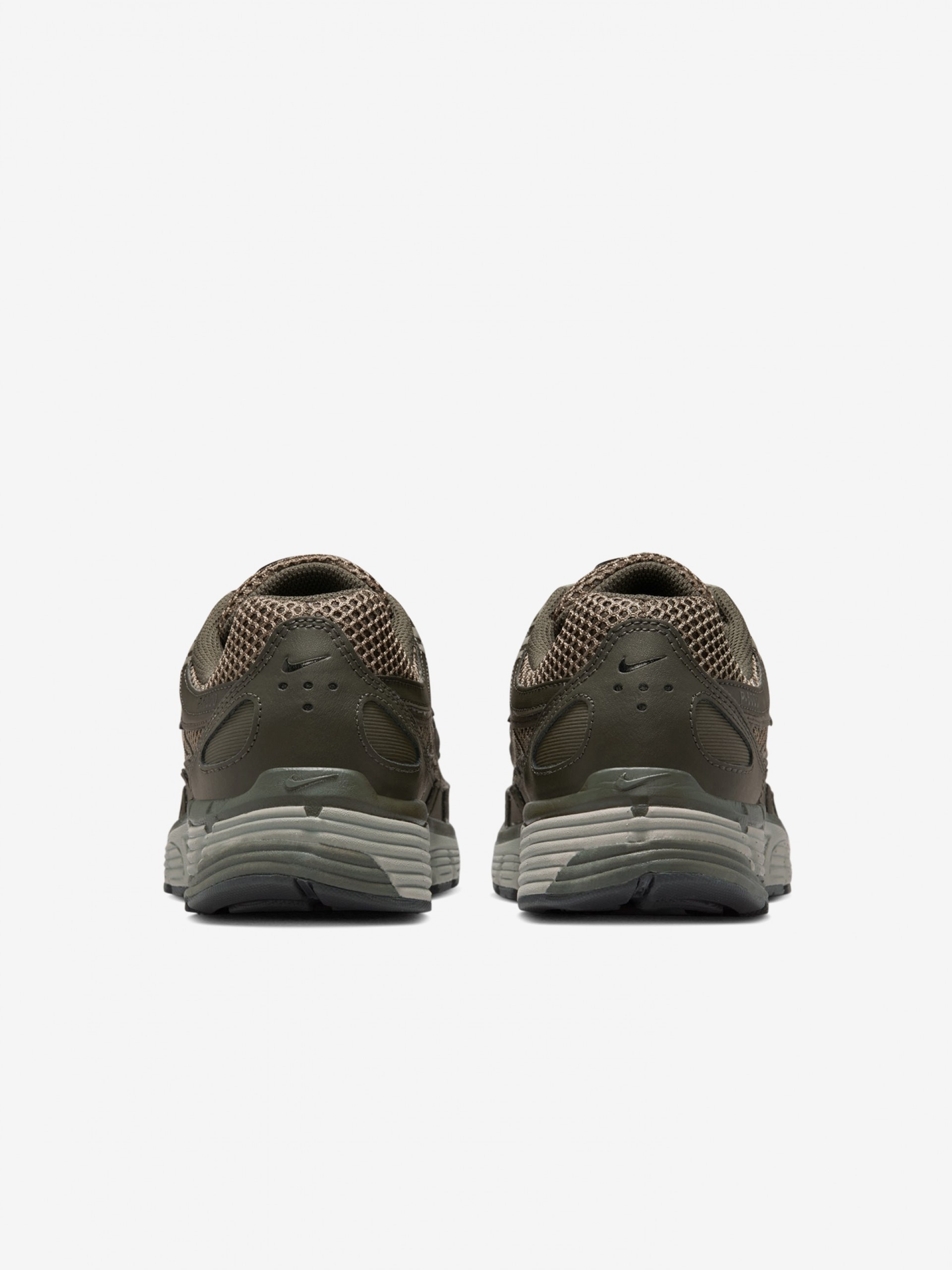 Zapatillas Nike P-6000 SE Verdes y Marrones Para Mujer