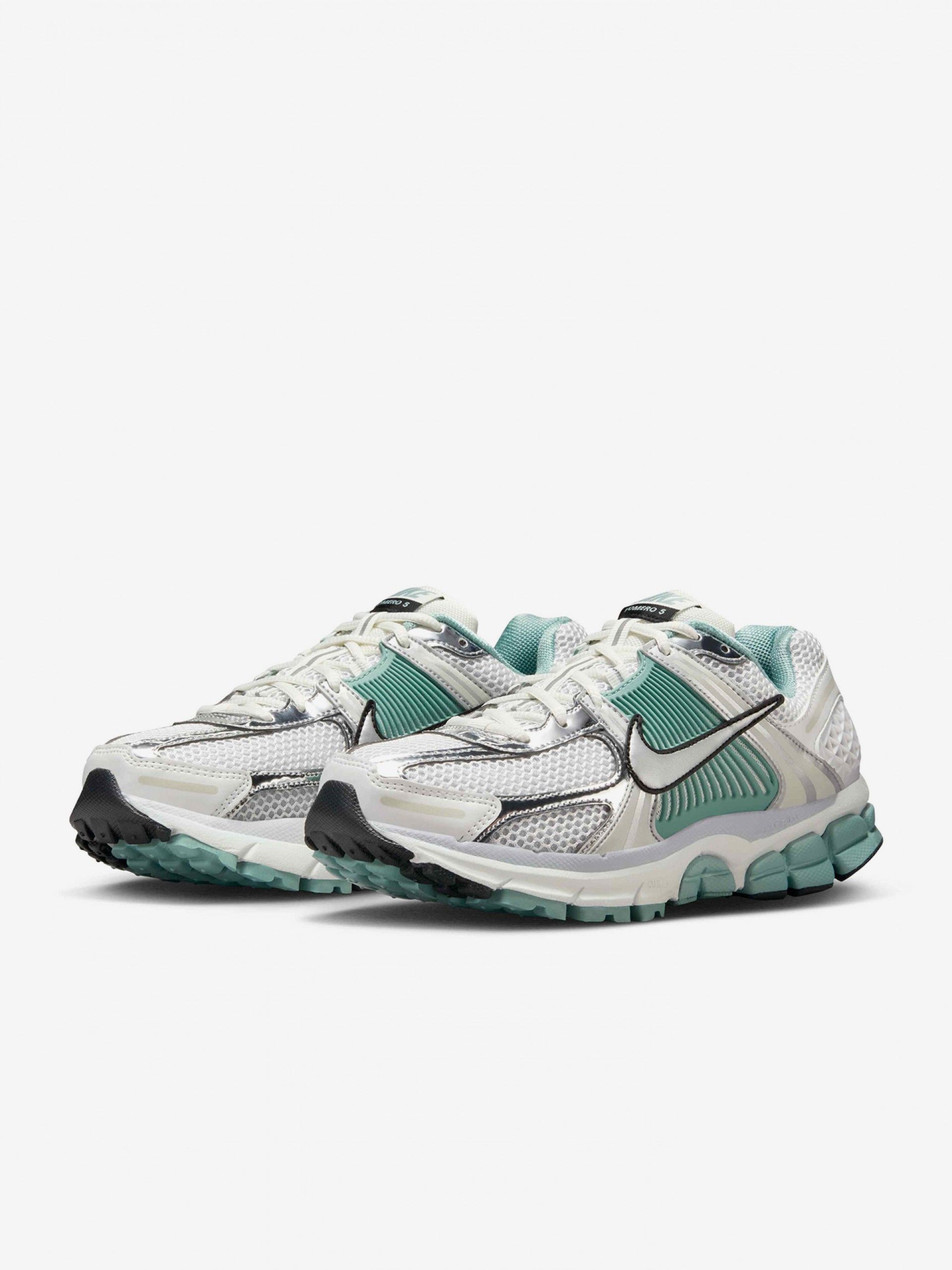 Nike Zoom Vomero 5 White and Green Sneakers For Women