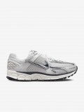 Sapatilhas Nike Zoom Vomero 5 Cinzentas e Prateadas Para Mulher
