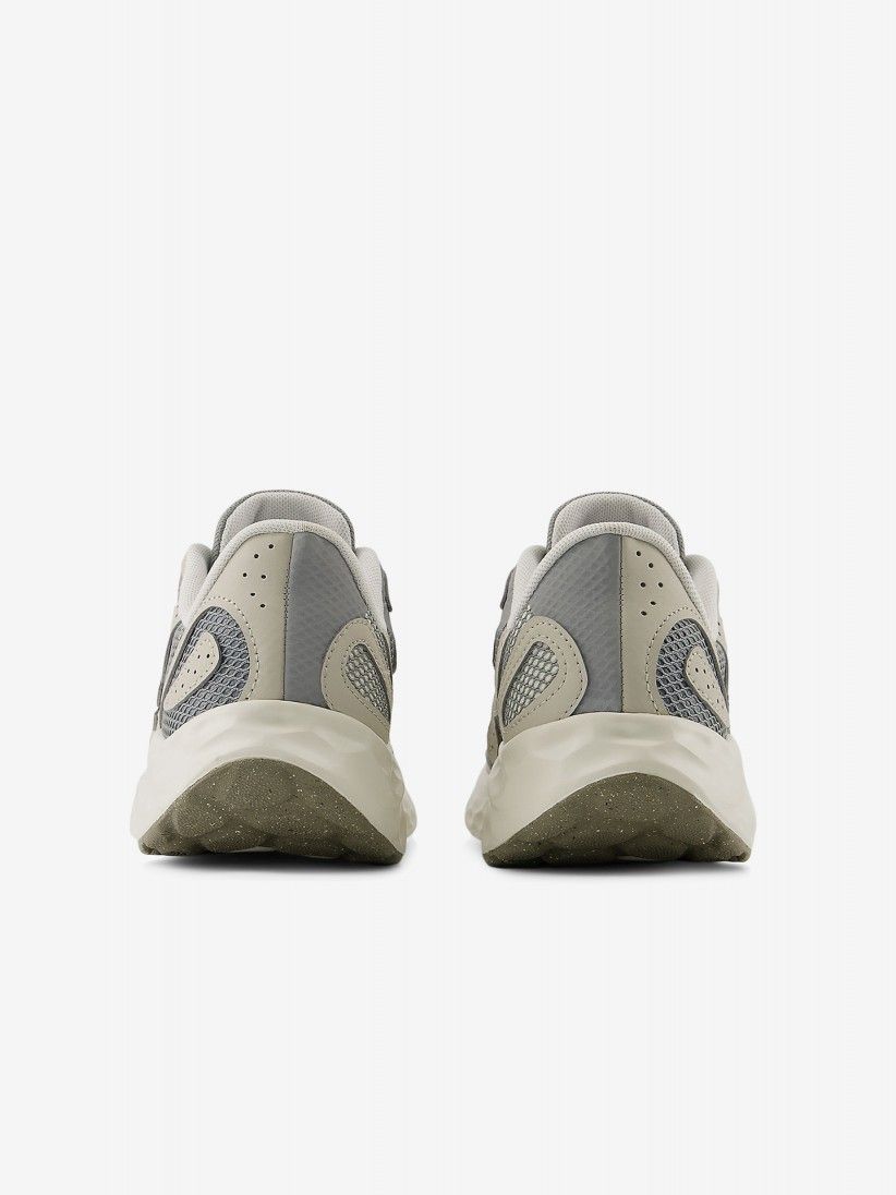 Sapatilhas New Balance Fresh Foam Arishi v4 TIRALUX Cinzentas e Bege Para Mulher