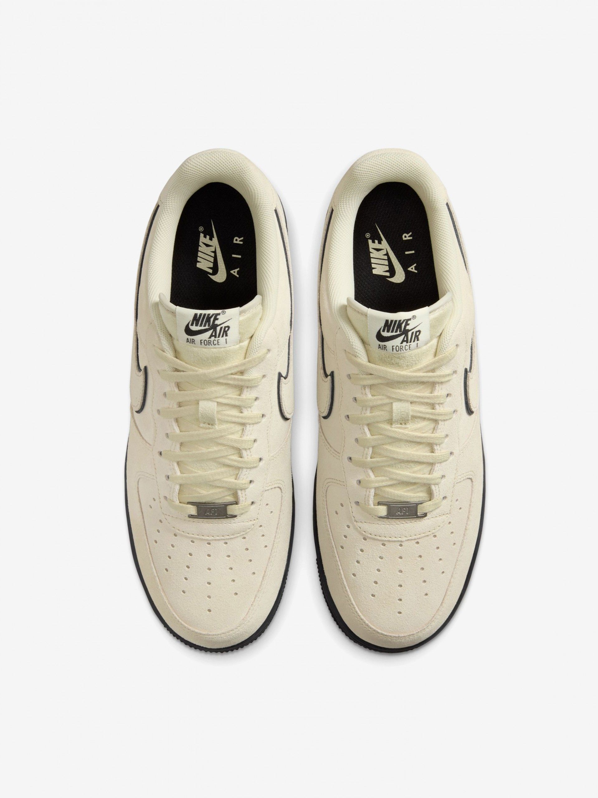 Sapatilhas Nike Air Force 1 07 LV8 Bege Em Camurça Para Homem