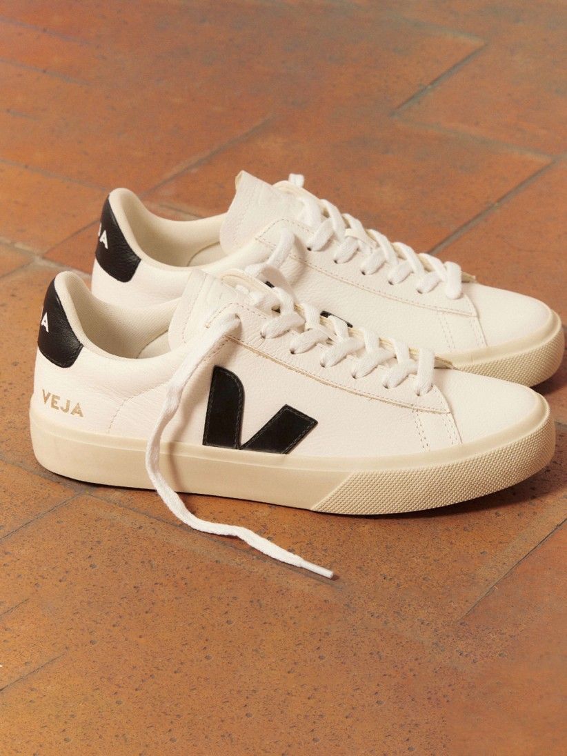 Sapatilhas VEJA Campo Chromefree Leather Brancas e Pretas