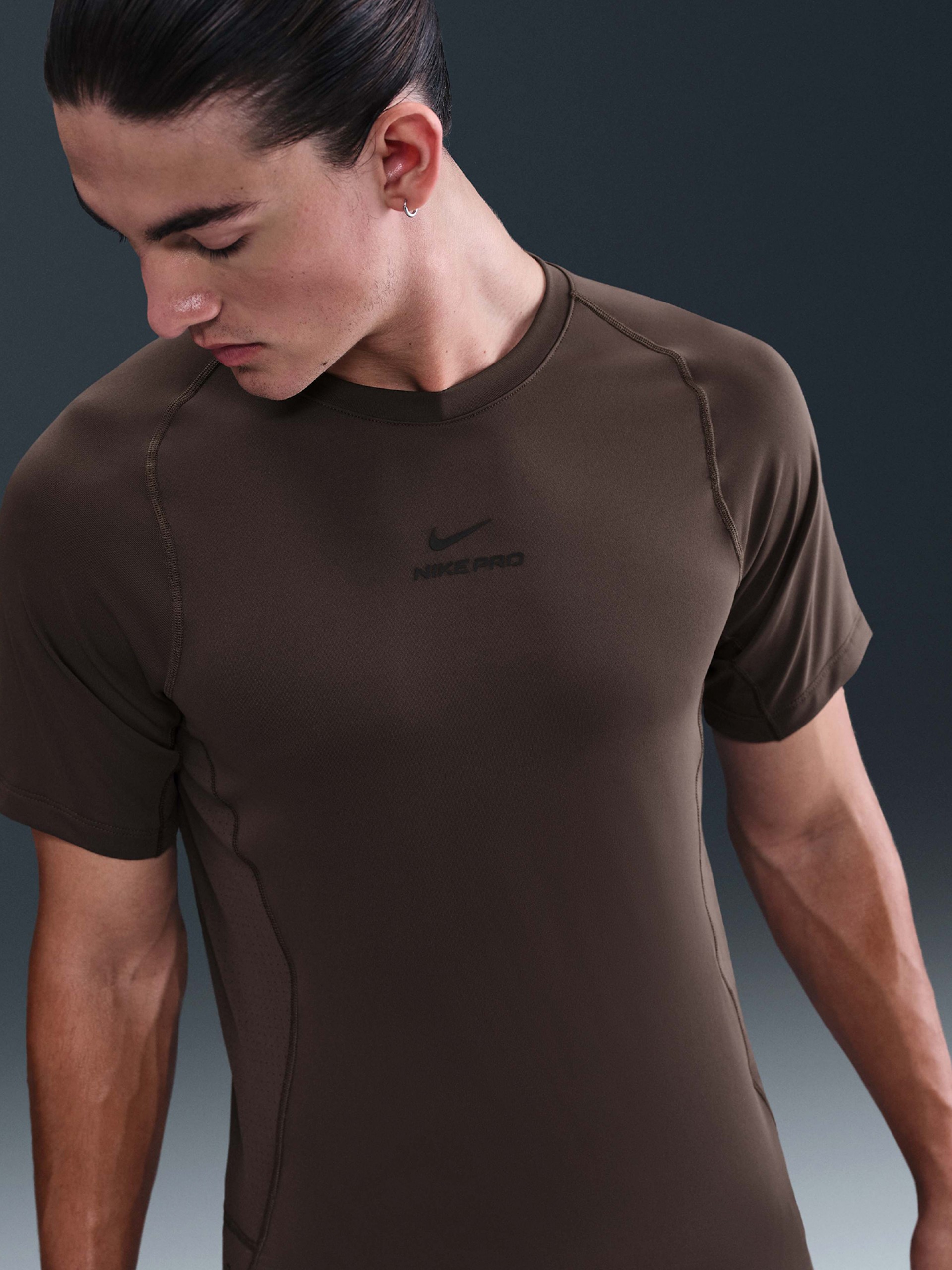 Camiseta de Entrenamiento Nike Pro Dri-FIT Marrón Para Hombre