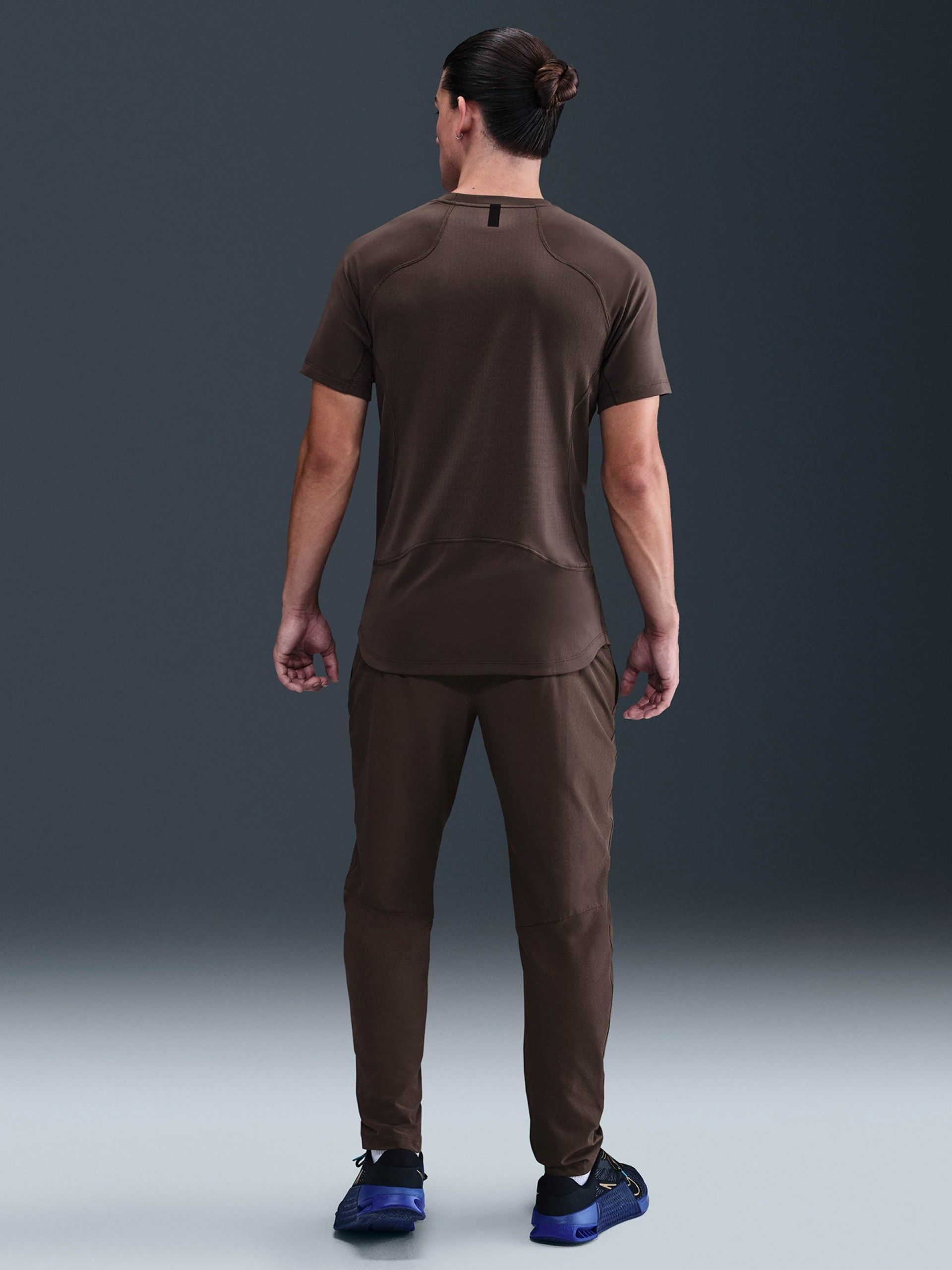 Camiseta de Entrenamiento Nike Pro Dri-FIT Marrón Para Hombre