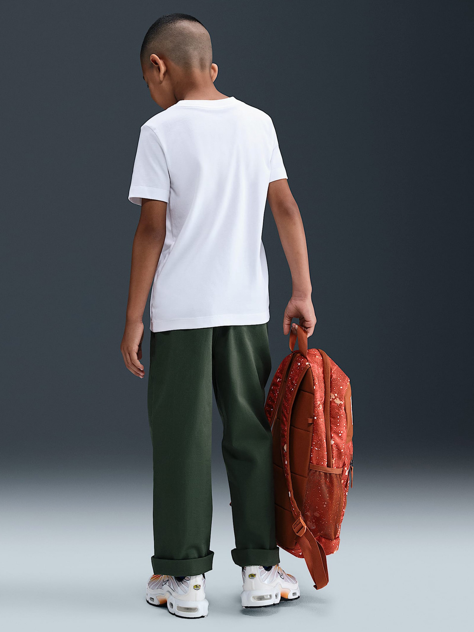 Camiseta Nike Sportswear Júnior Blanca