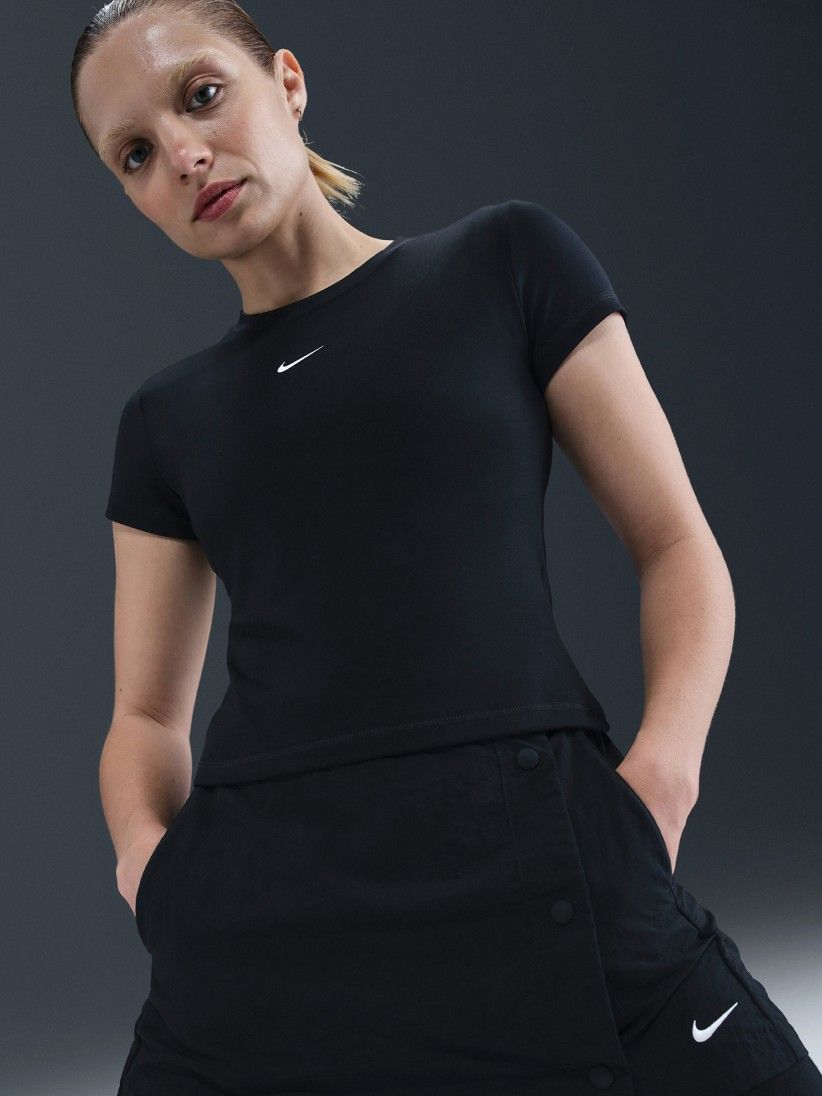 Nike Sportswear Crop Black T-shirt For Women
