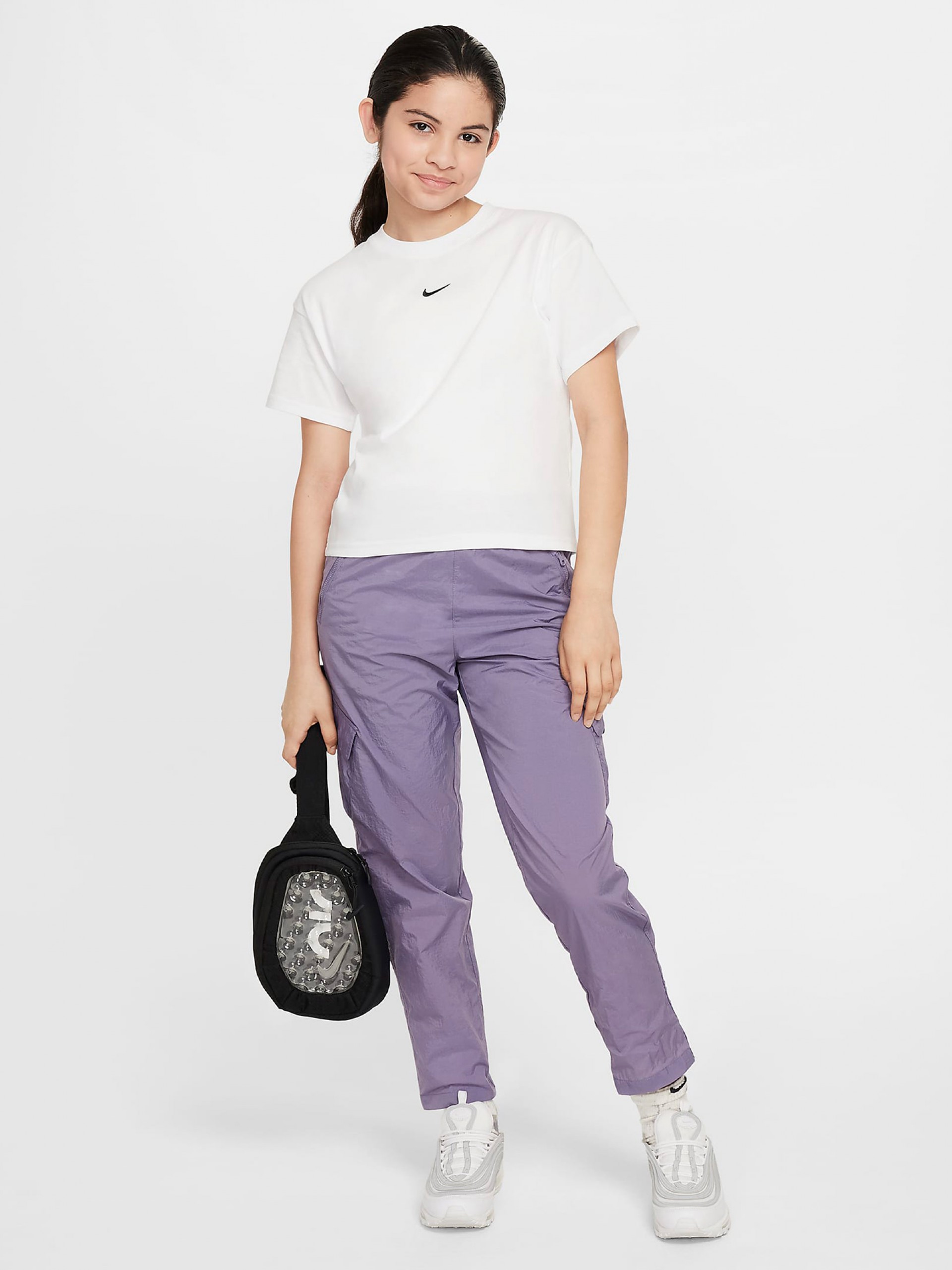 Nike Sportswear Essential Junior White T-shirt