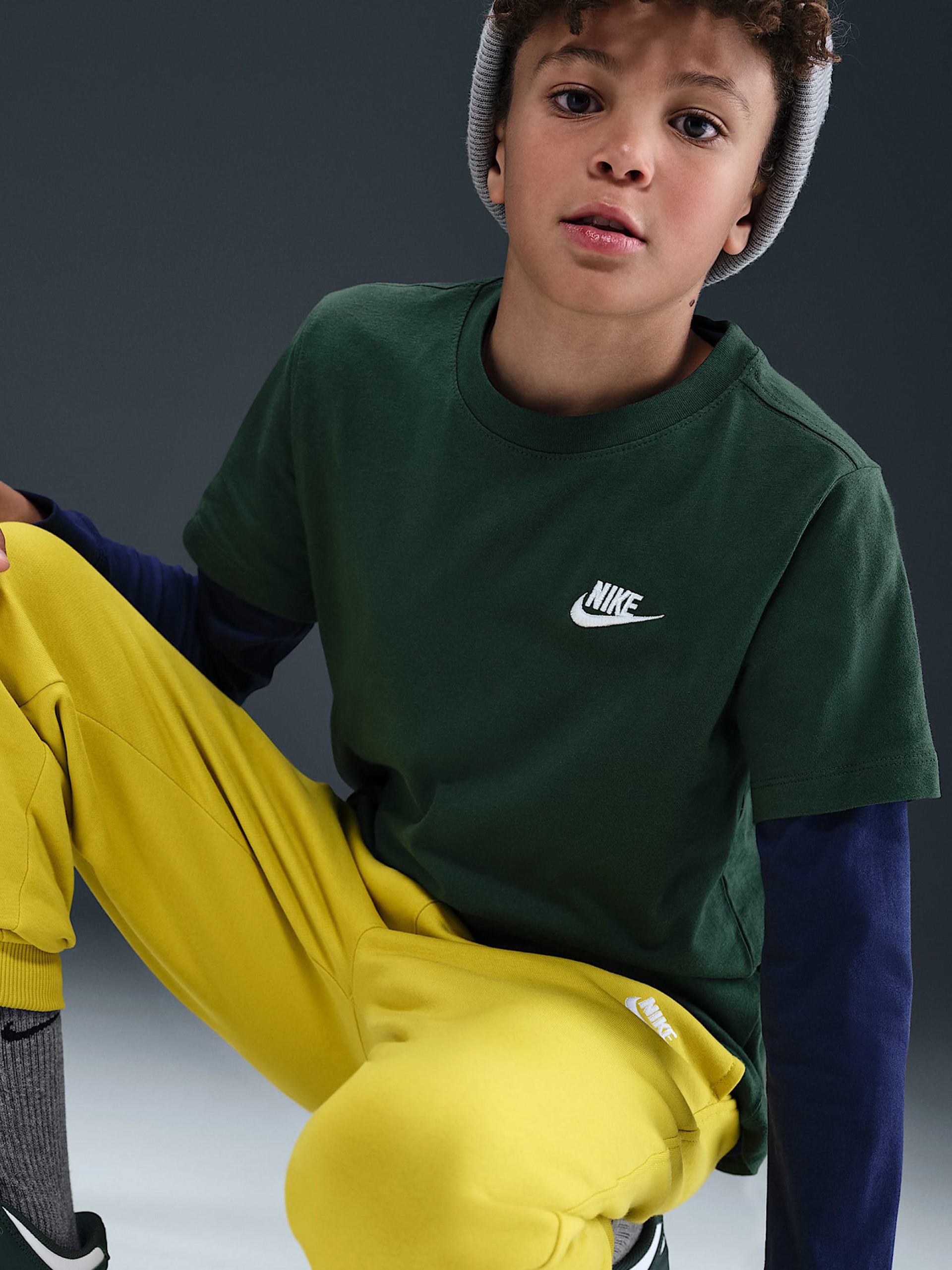 Camiseta Nike Sportswear Júnior Verde