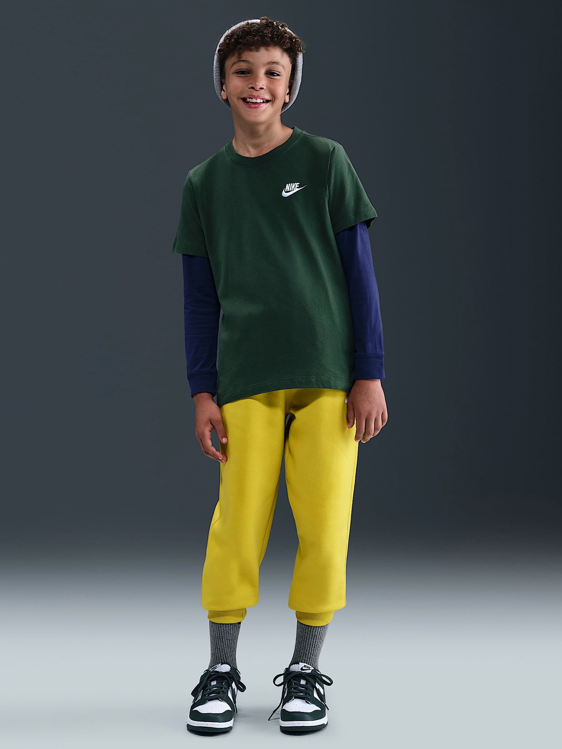 Camiseta Nike Sportswear Júnior Verde