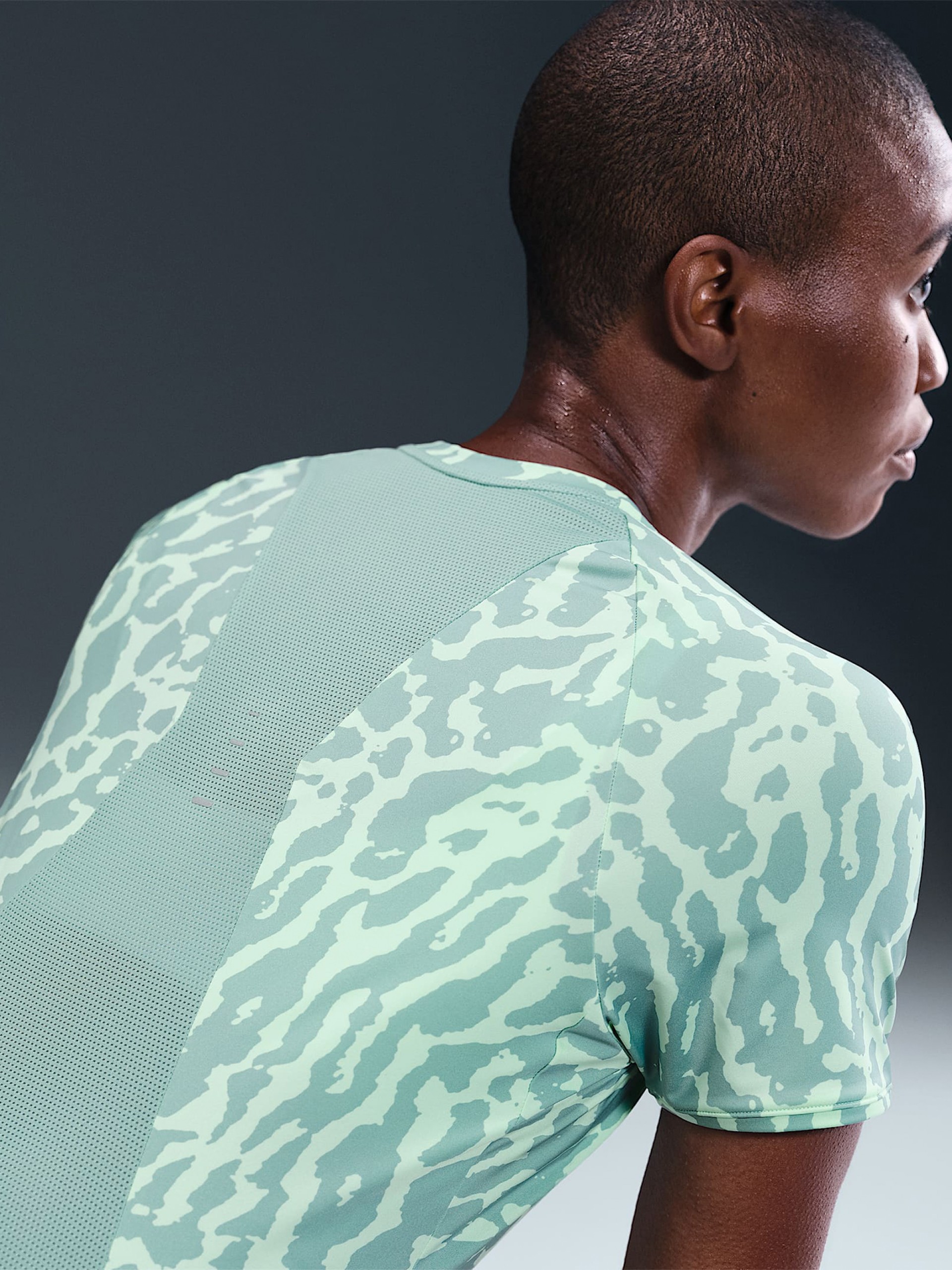 Nike Swift Dri-FIT Leopard Pattern Green Running T-shirt For Women