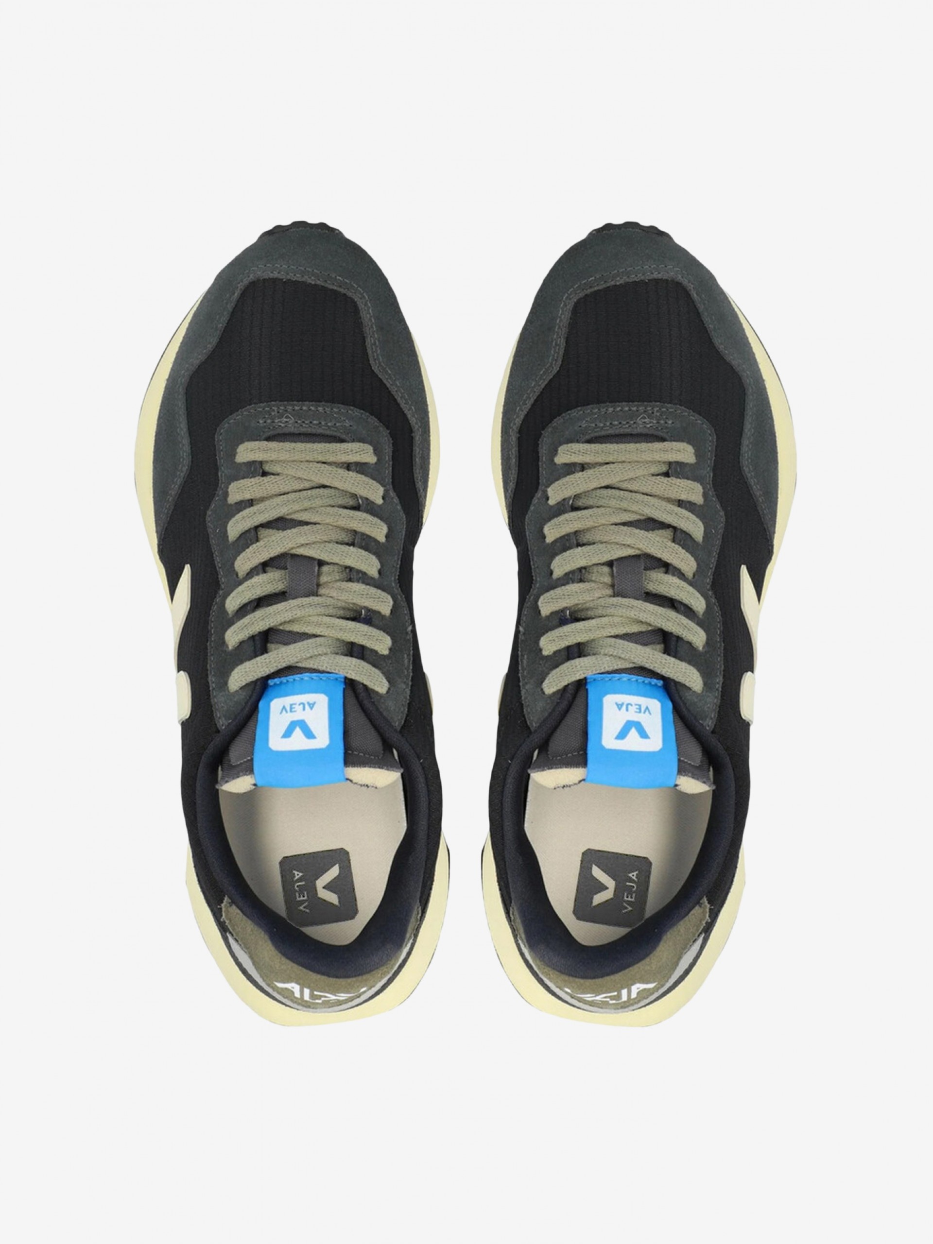 VEJA Paulistana Black and Green Sneakers