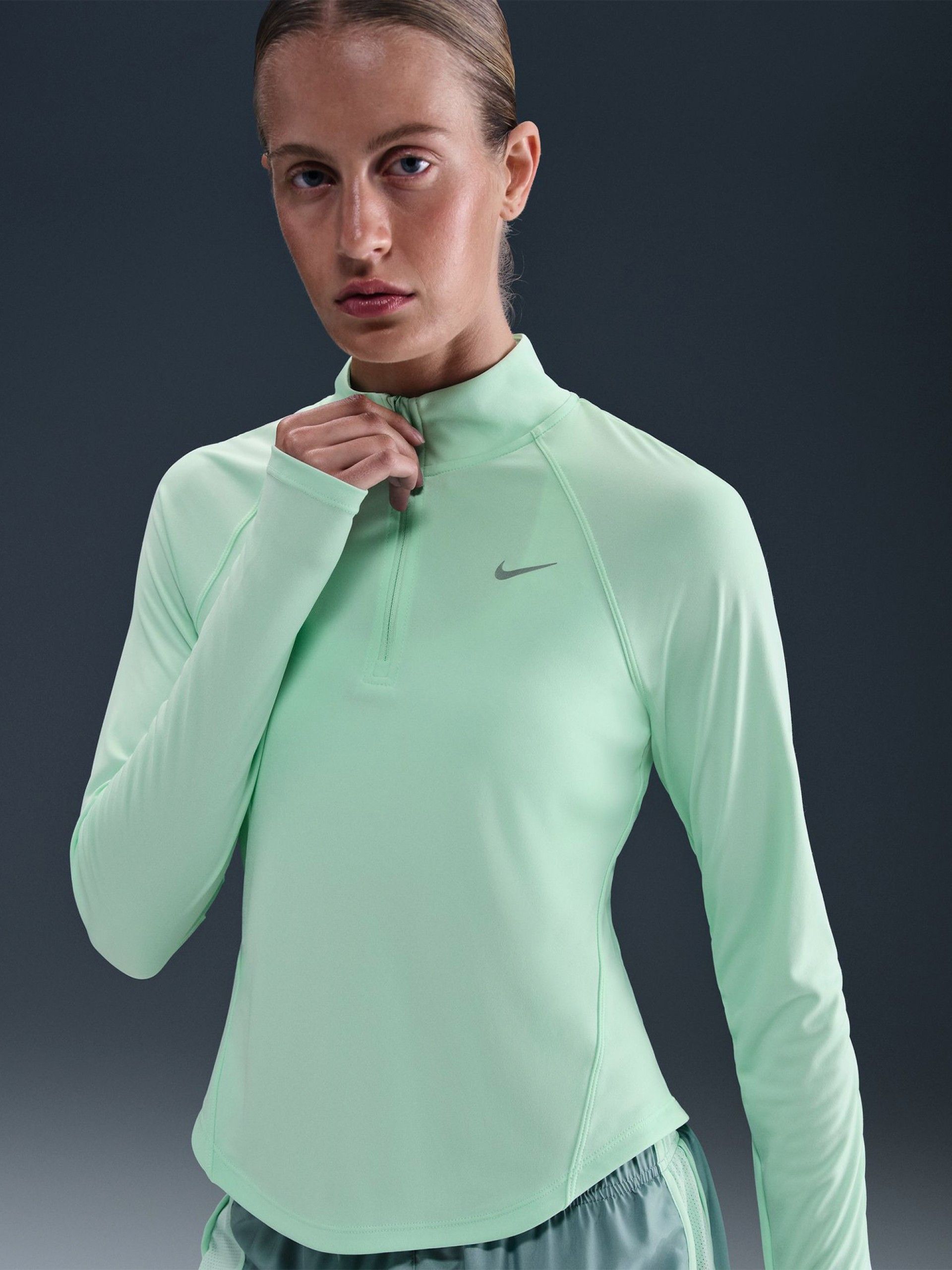 Sudadera con Cremallera de Running Nike Tempo Swoosh Dri-FIT Verde Para Mujer