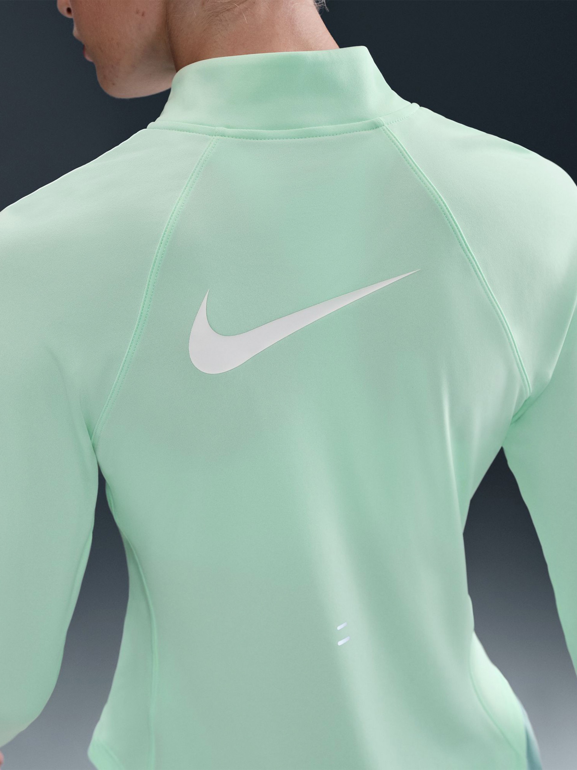 Camisola com Fecho de Running Nike Tempo Swoosh Dri-FIT Verde Para Mulher
