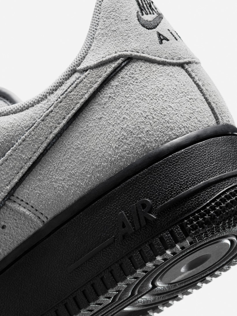 Sapatilhas Nike Air Force 1 07 LV8 Cinzentas Em Camura Para Homem
