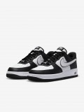 Sapatilhas Nike Air Force 1 07 Pretas e Brancas Para Homem
