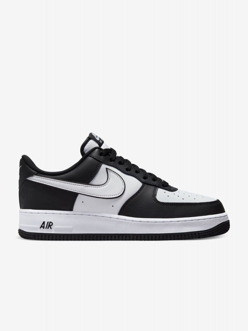 Sapatilhas Nike Air Force 1 07 Pretas e Brancas Para Homem