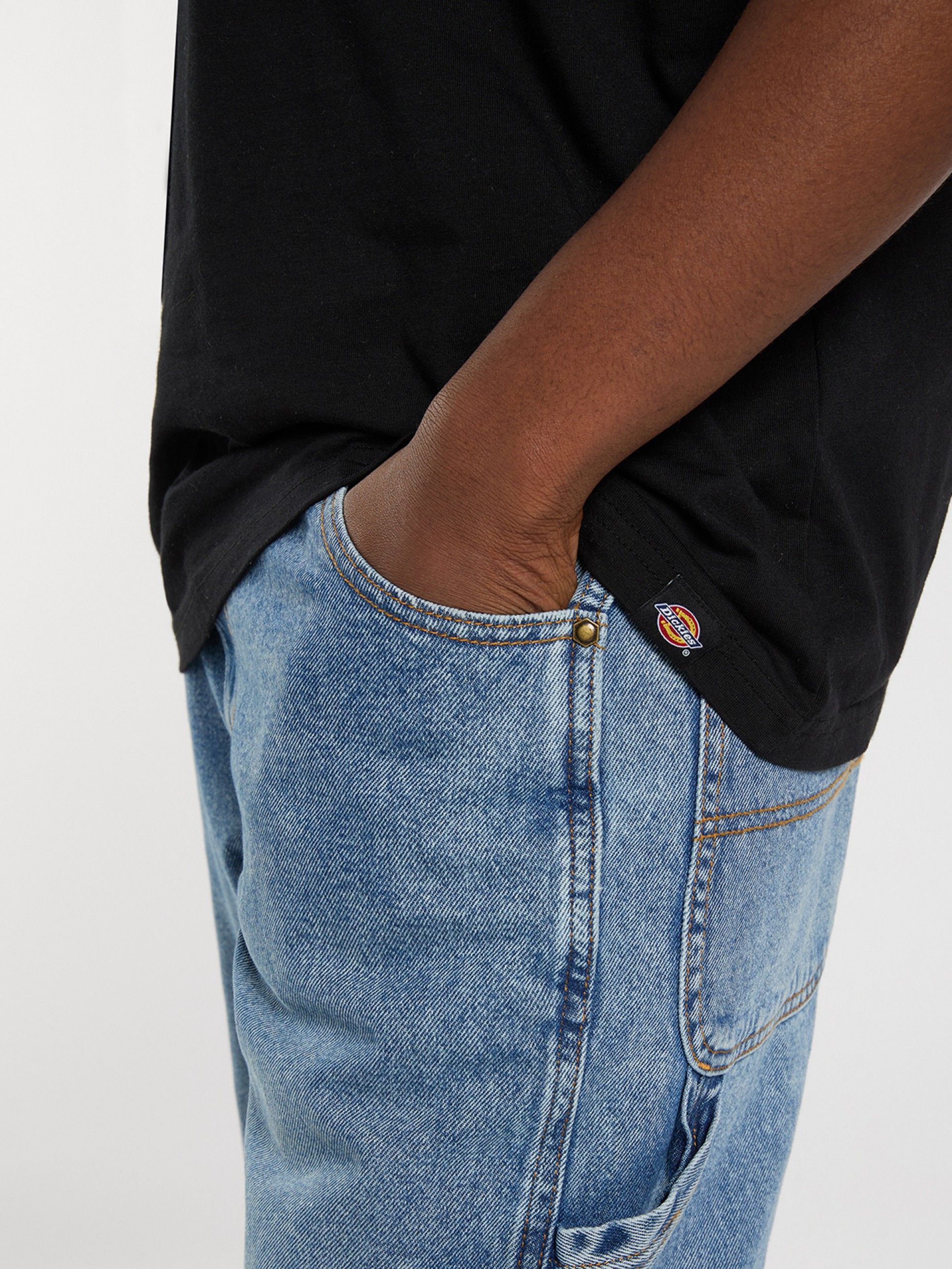 T-shirt Dickies Donut House Preta