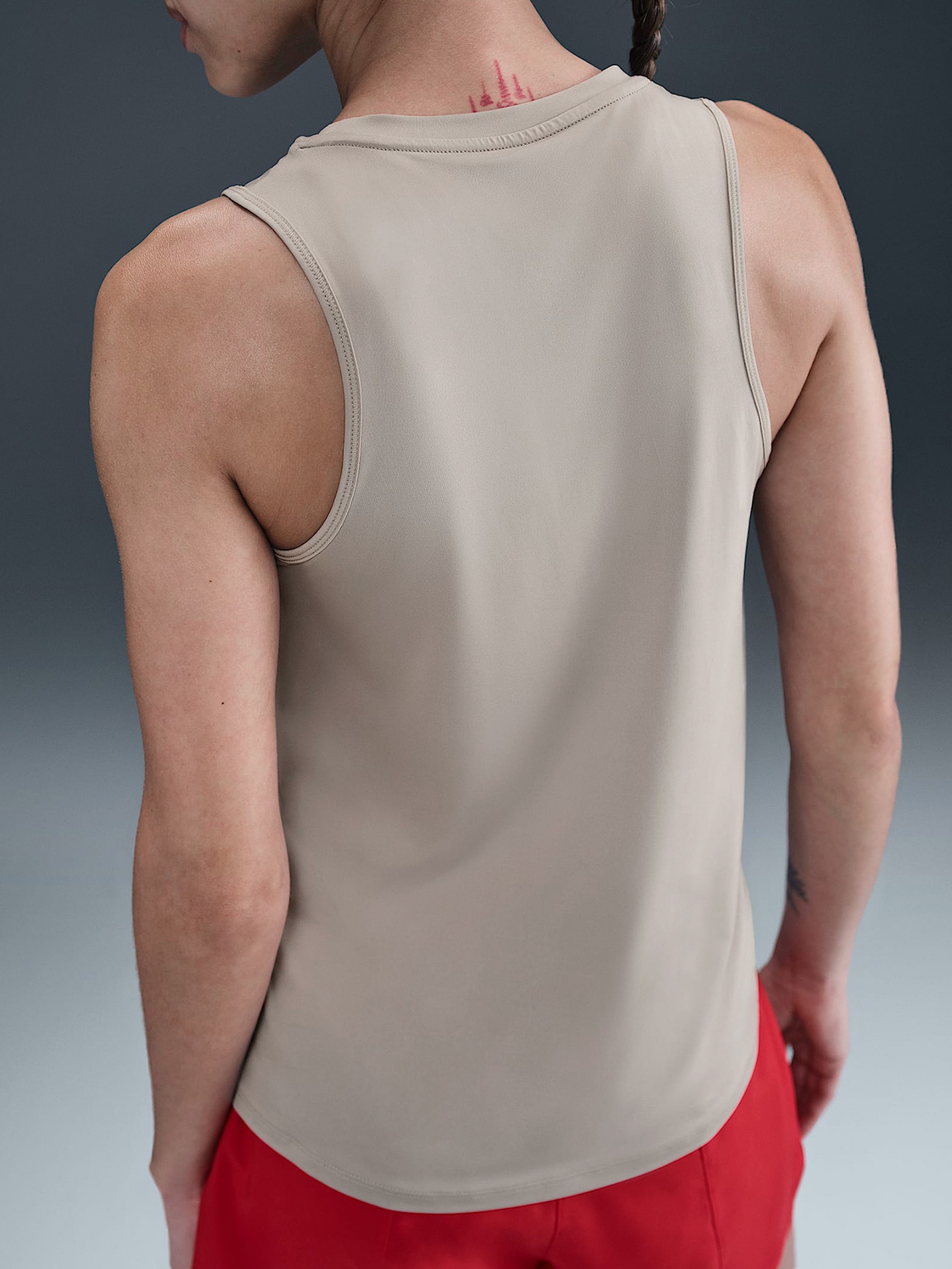 Camiseta de Tirantes de Entrenamiento Nike One Classic Dri-FIT Gris Para Mujer