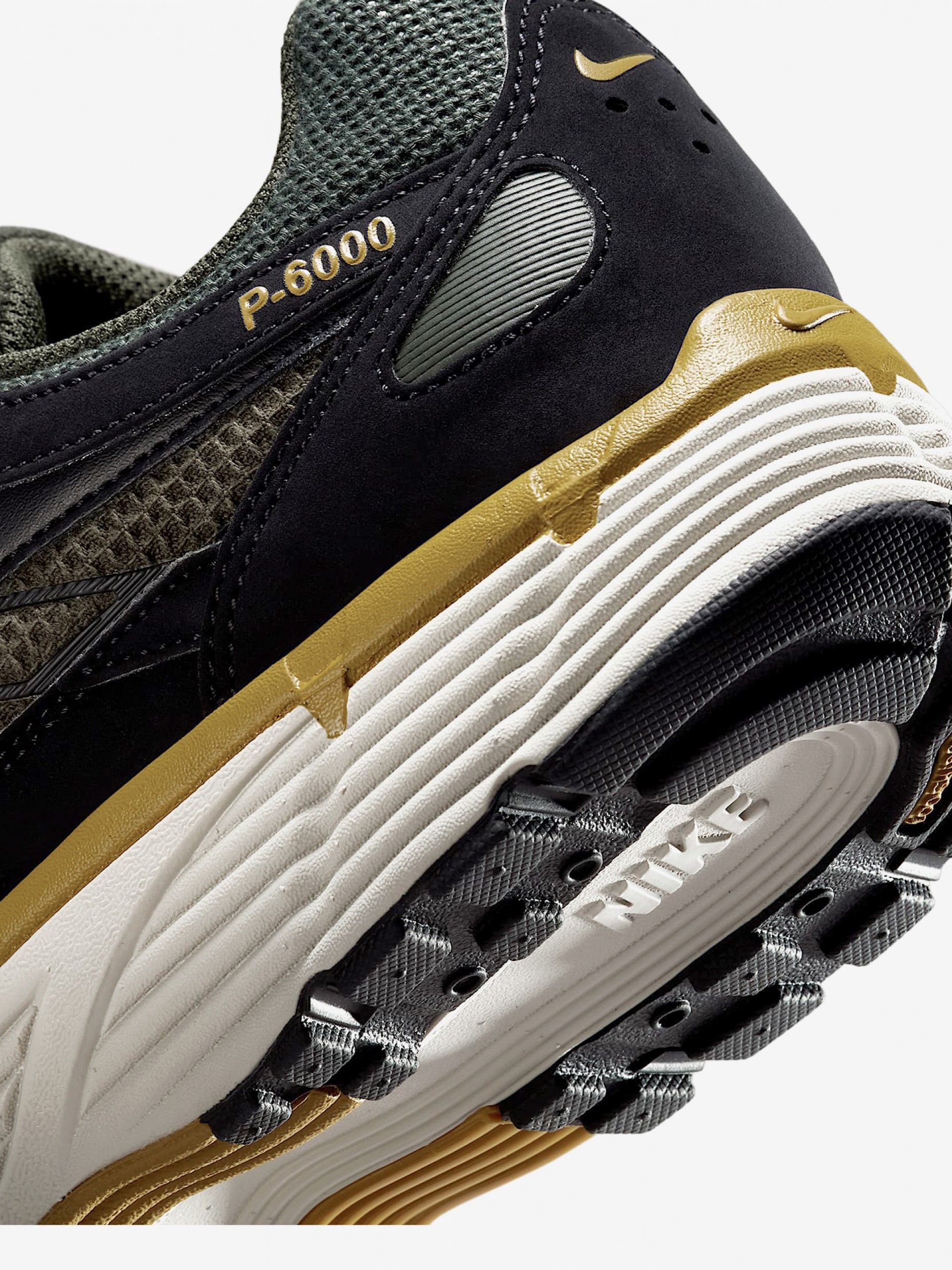 Zapatillas Nike P-6000 SE Verdes y Negras Para Hombre