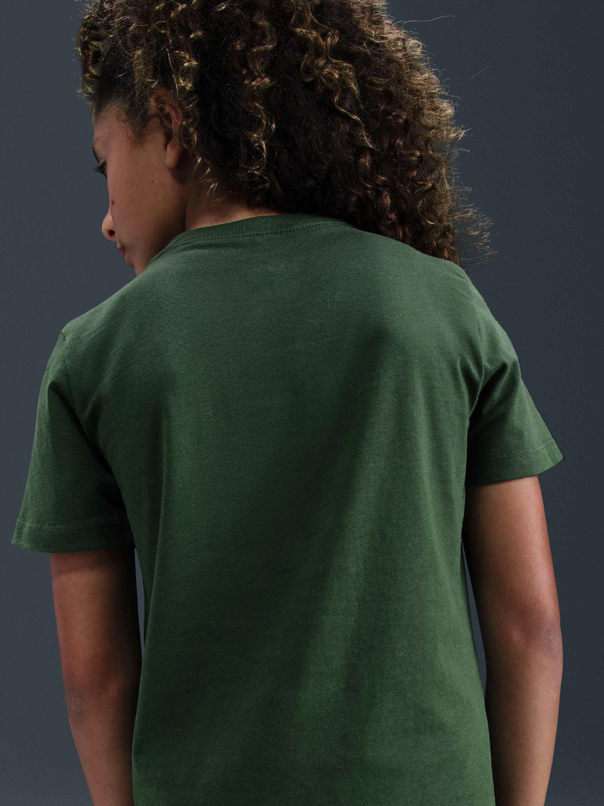 Camiseta Nike Sportswear Júnior Verde