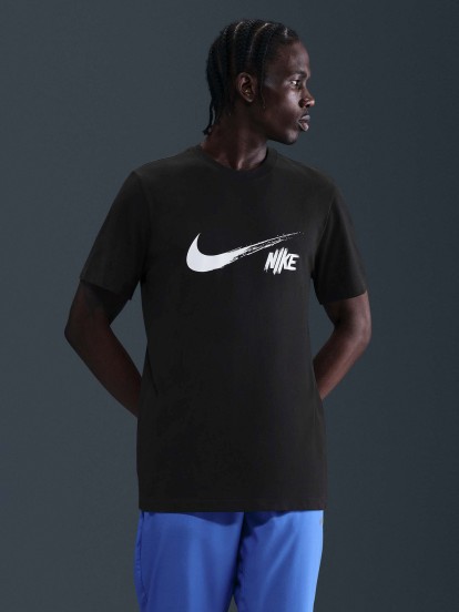 T-shirt de Treino Nike Dri-FIT Preta Para Homem