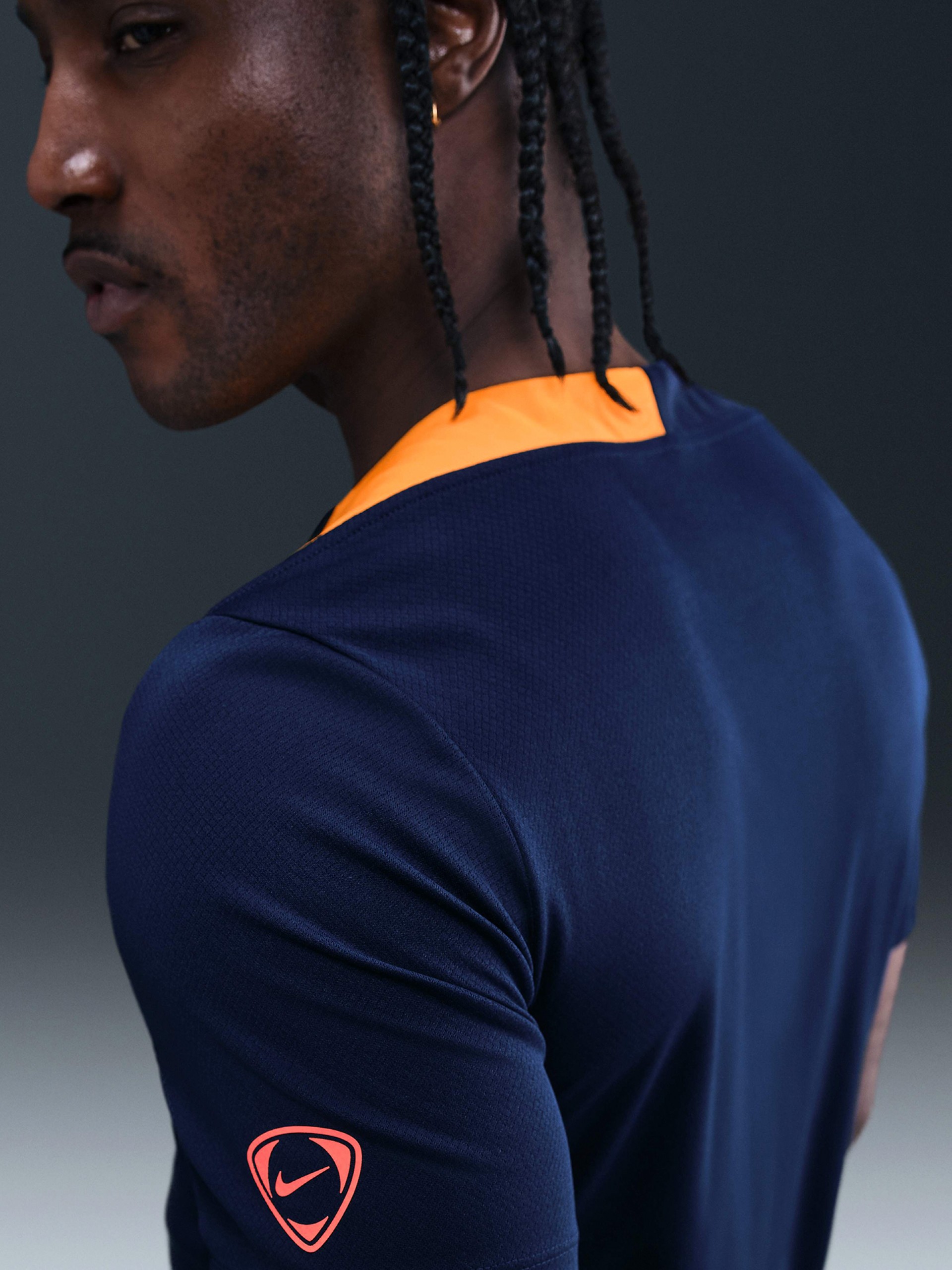 Camiseta de Fútbol Nike Dri-FIT Strike Total 90 Azul y Naranja Para Hombre