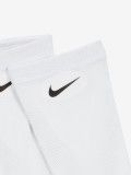 Nike Elite White Shin Guards Sleeves