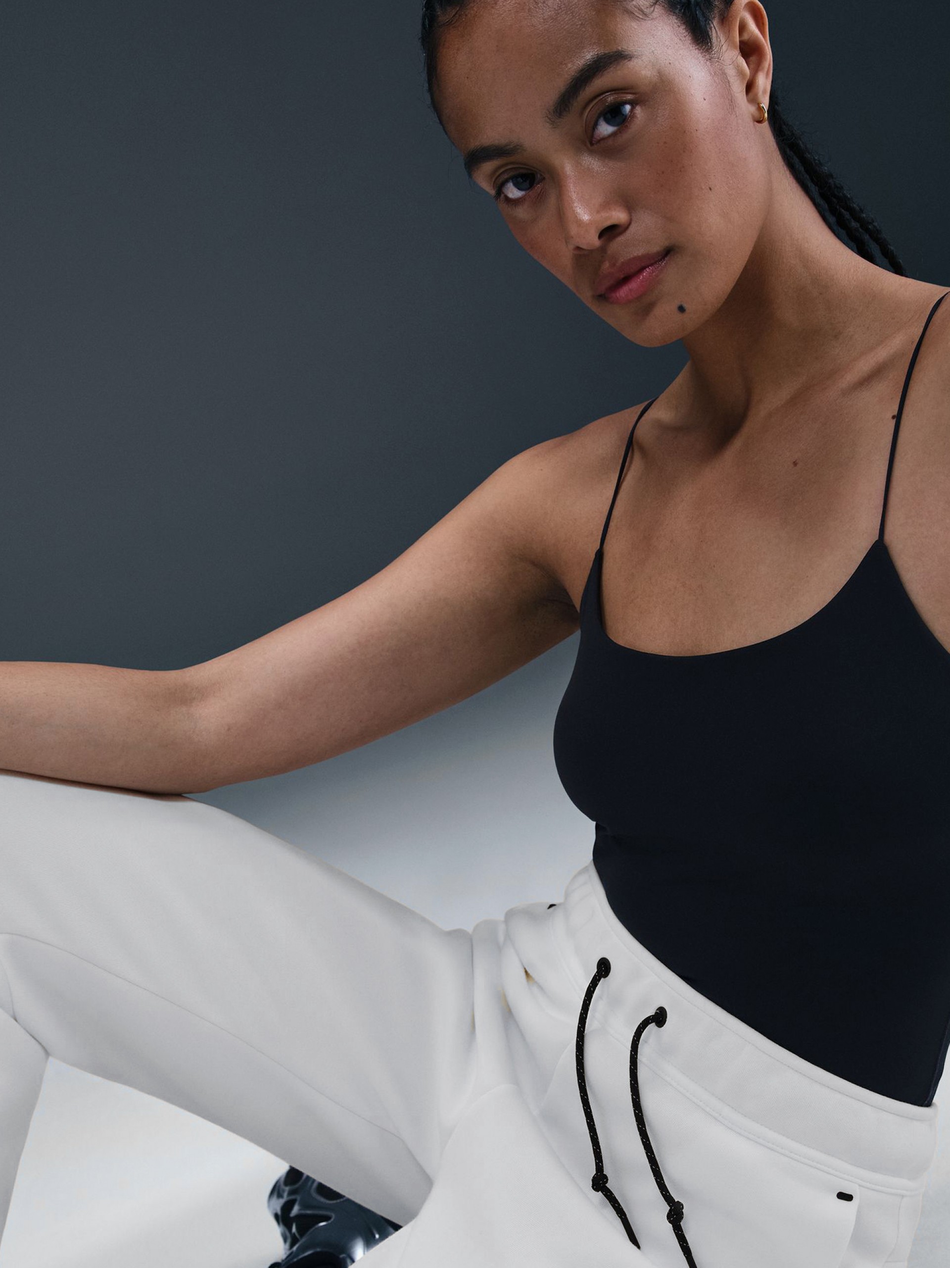 Pantalones Nike Sportswear Tech Fleece Mid-Rise Blancos Para Mujer