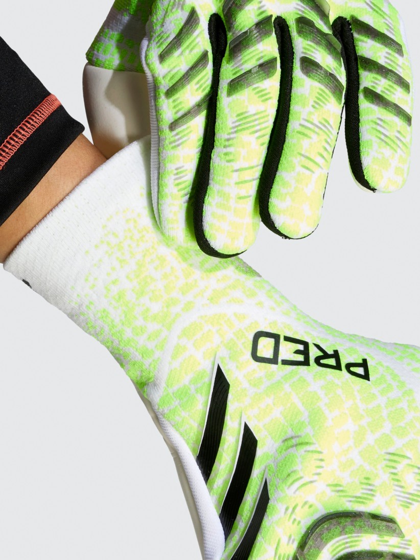 Adidas Predator Pro Goalkeeper Gloves