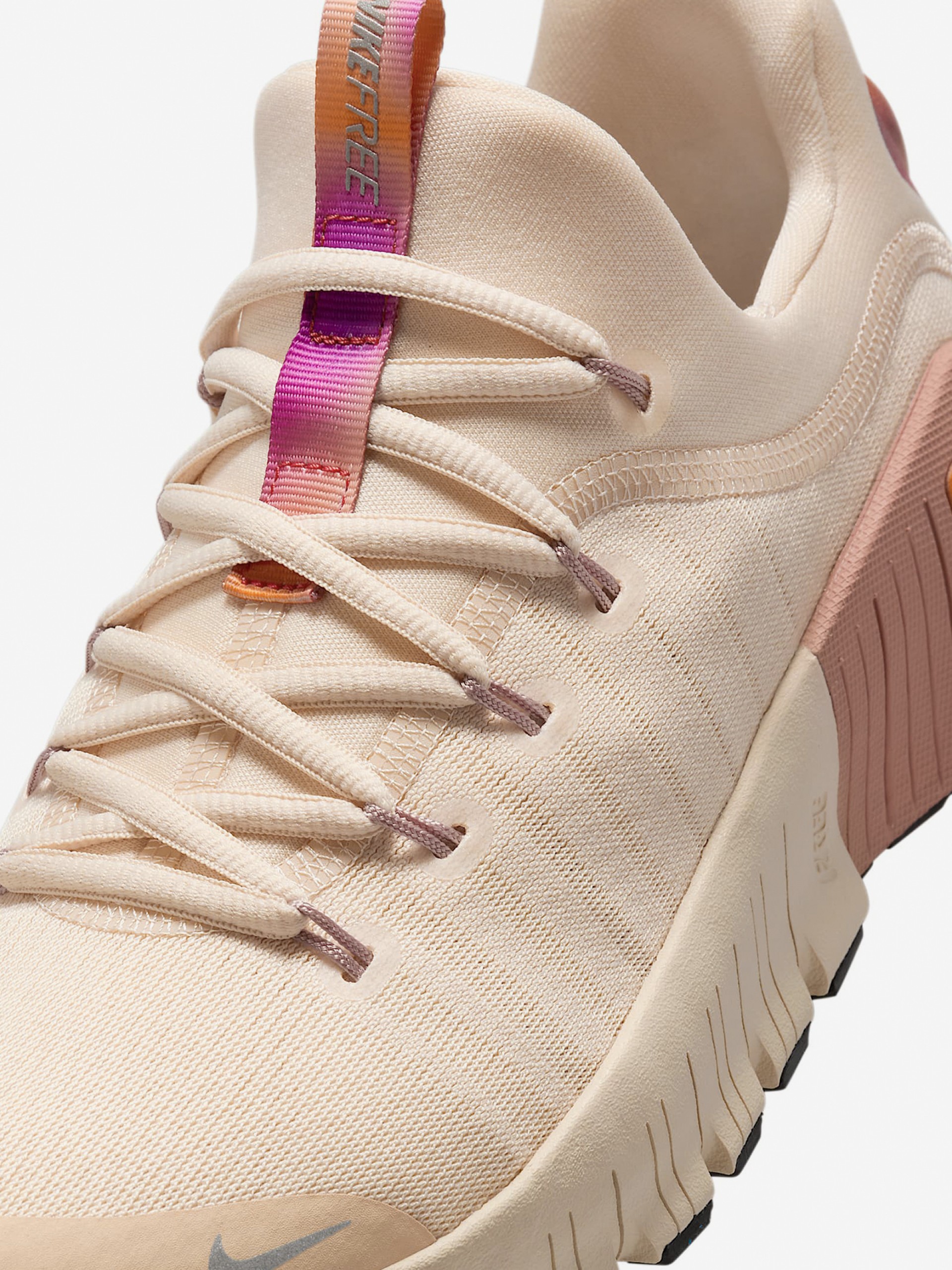 Sapatilhas de Treino Nike Free Metcon 6 SE Bege e Rosa Para Mulher