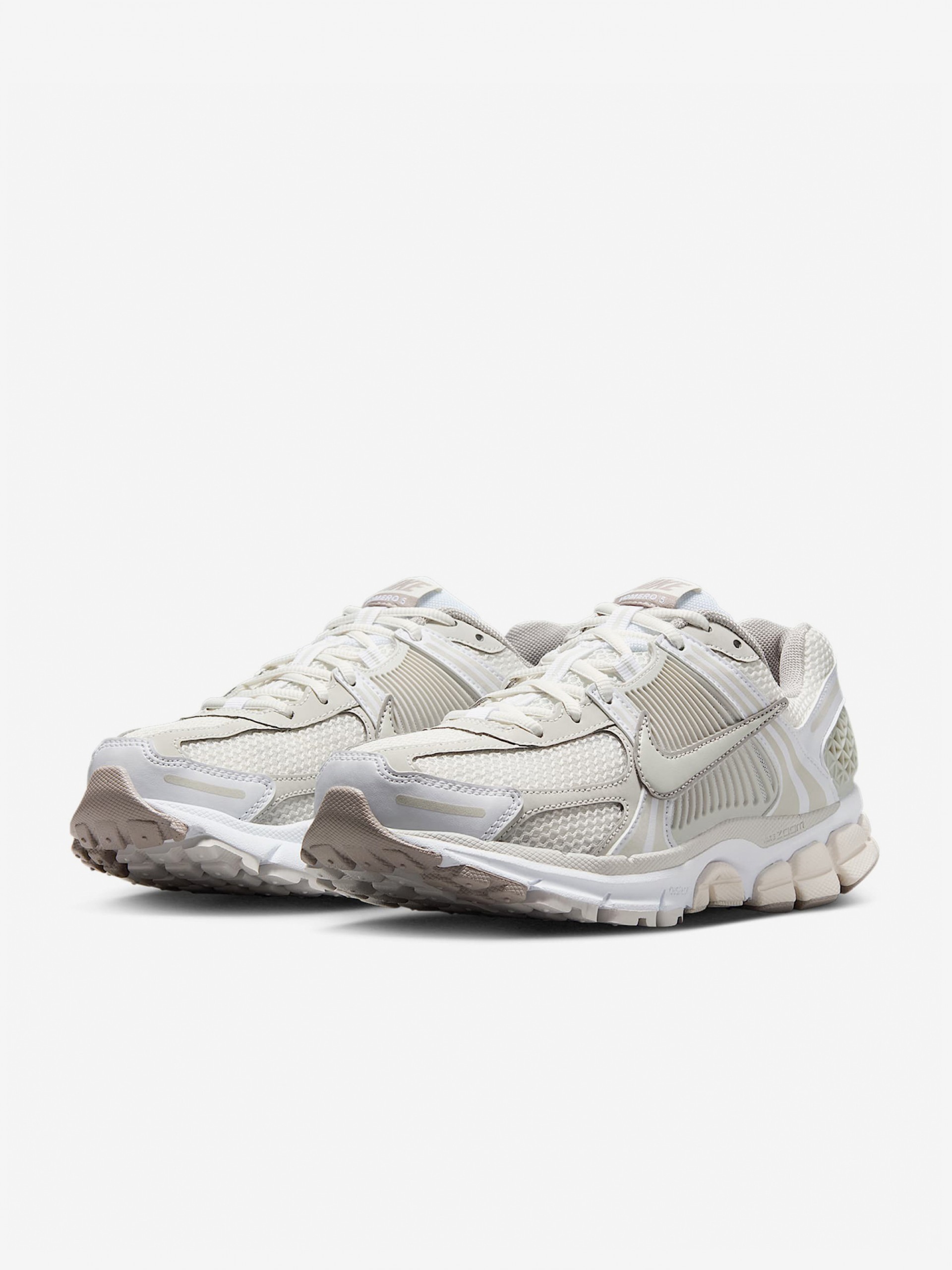 Nike Zoom Vomero 5 Beige and White Sneakers For Women