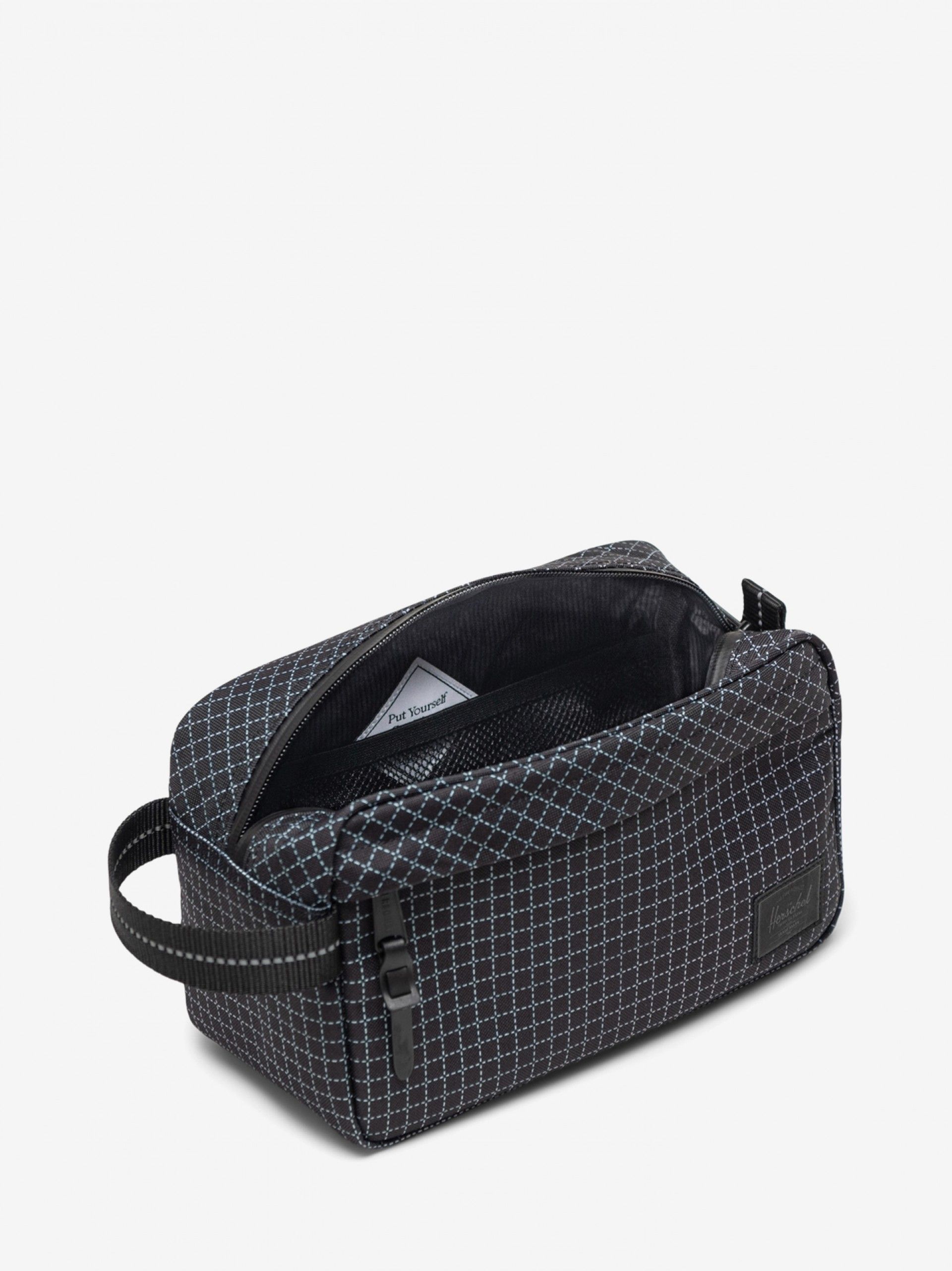 Necessaire Herschel Chapter Travel Kit Negro y Blanco