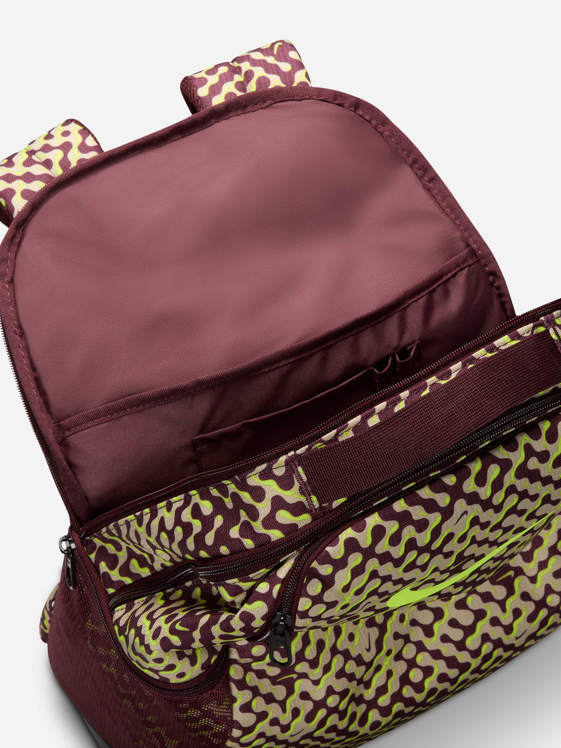 Nike Brasilia 9.5 24L Brown and Green Backpack