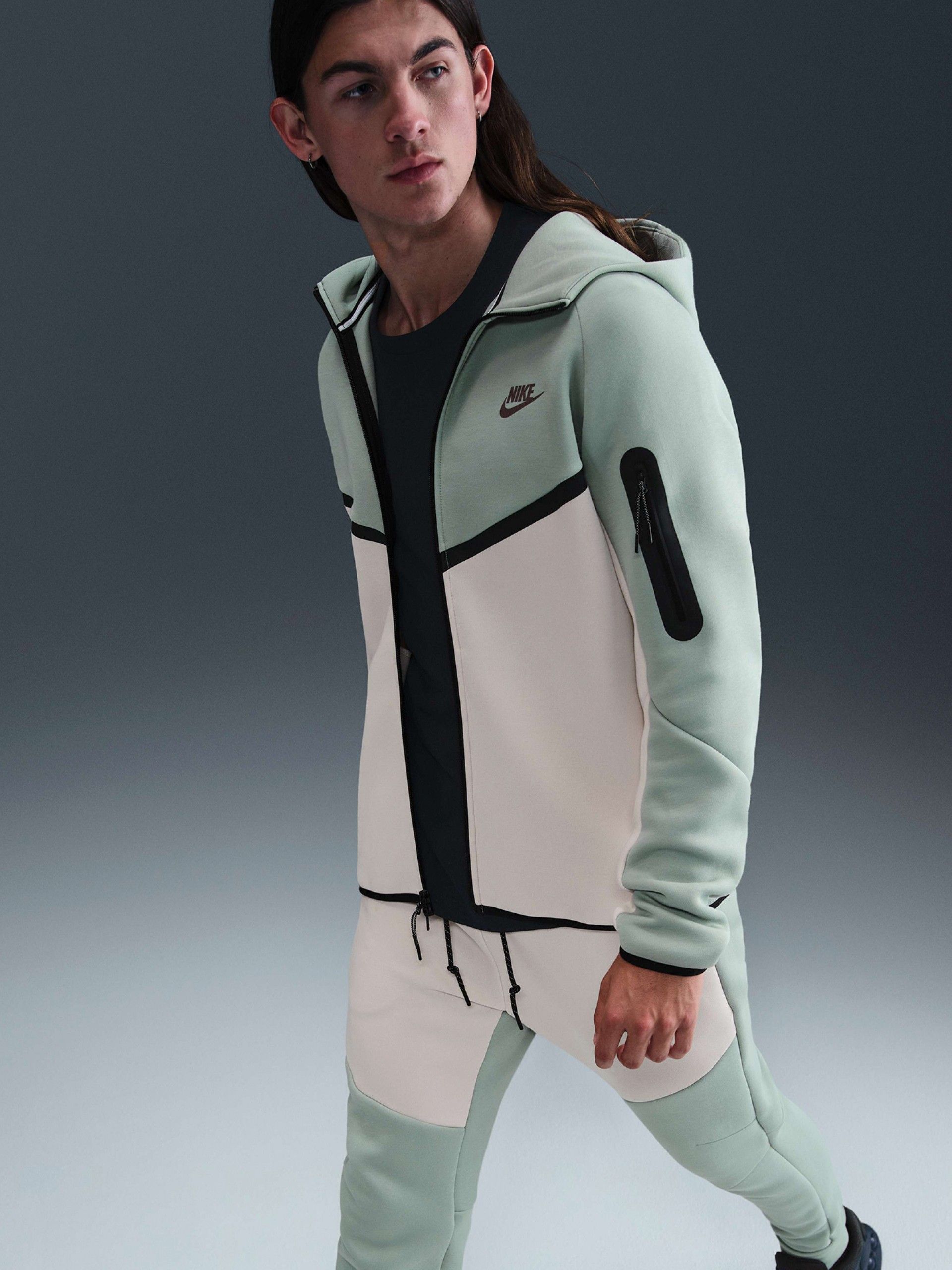 Chaqueta con Capucha Nike Tech Fleece Windrunner Verde y Beige Para Hombre
