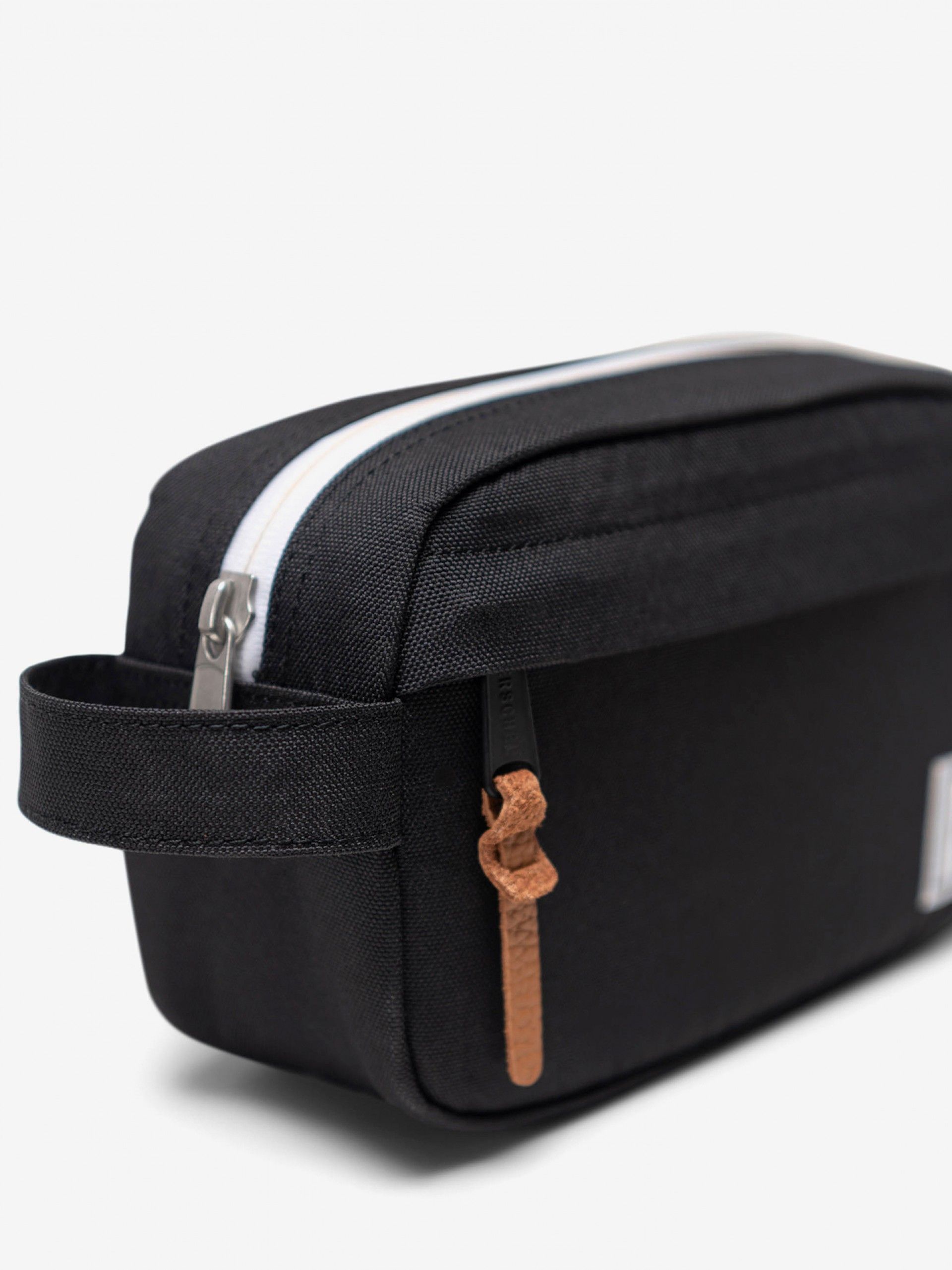 Necessaire Herschel Chapter Small Travel Kit Negro